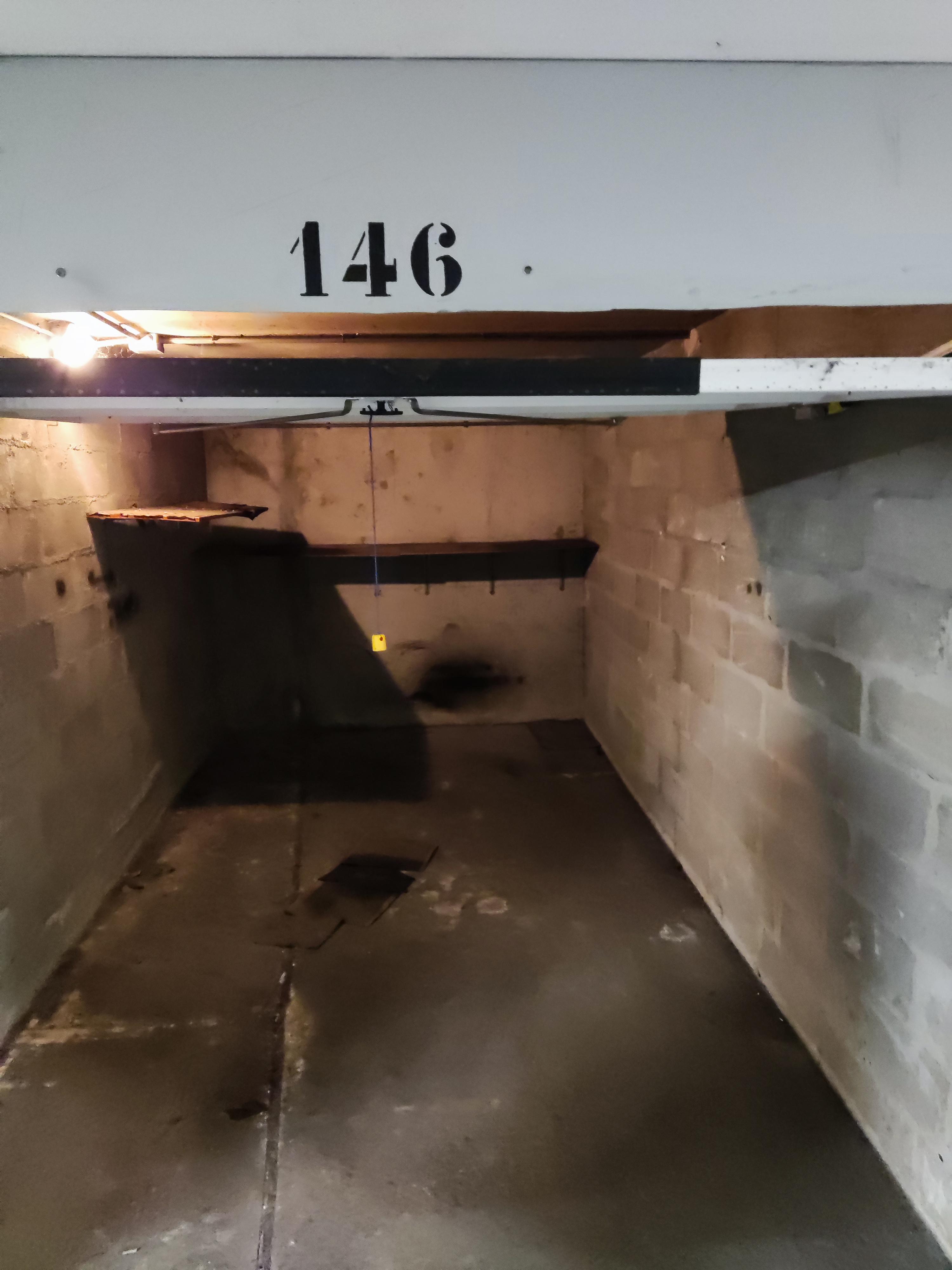 Garage/ Box 11m² - Bezons