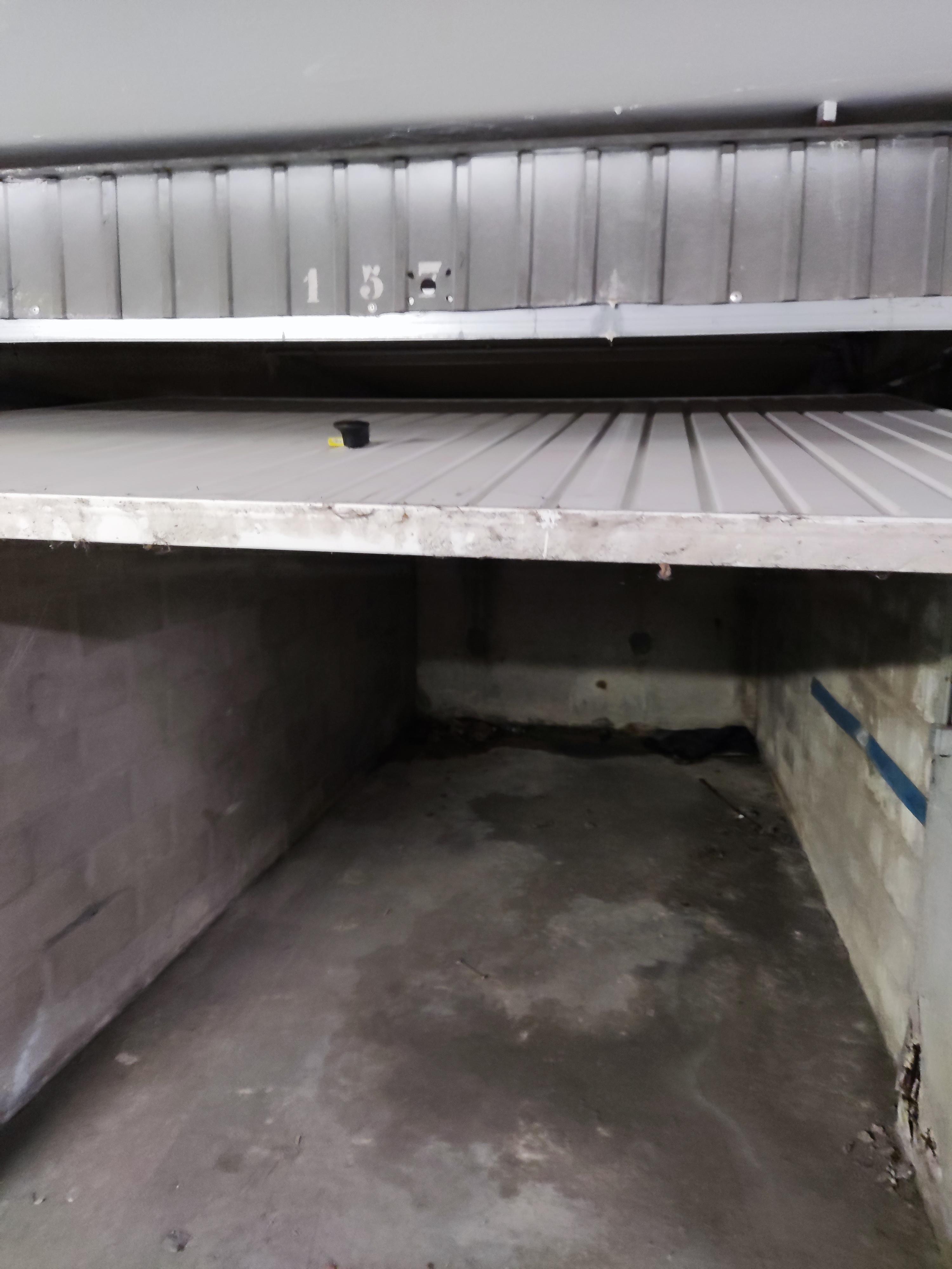 Garage/ Box 11m² - Bezons