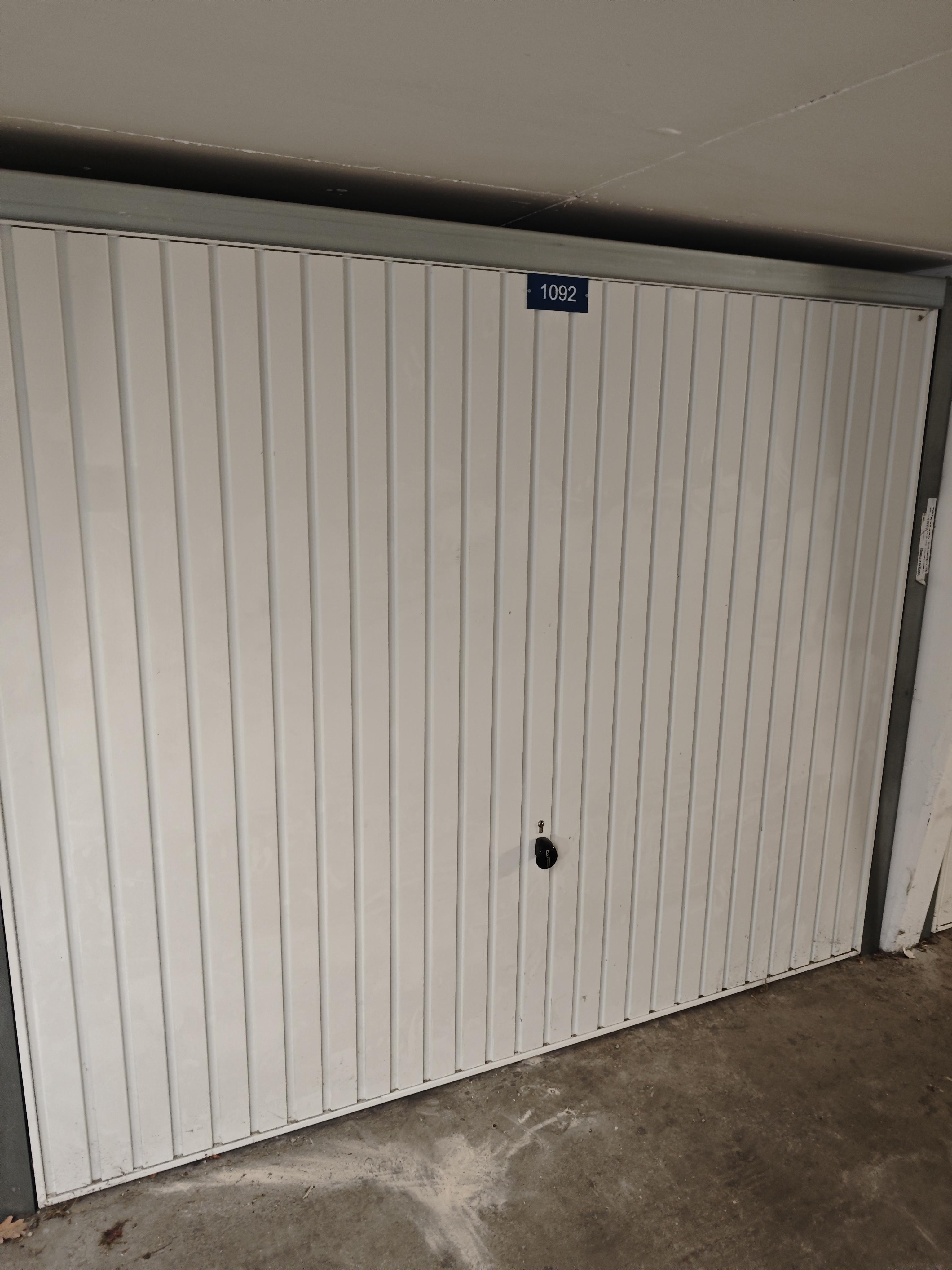Garage fermé en location / Cormeilles-en-Parisis