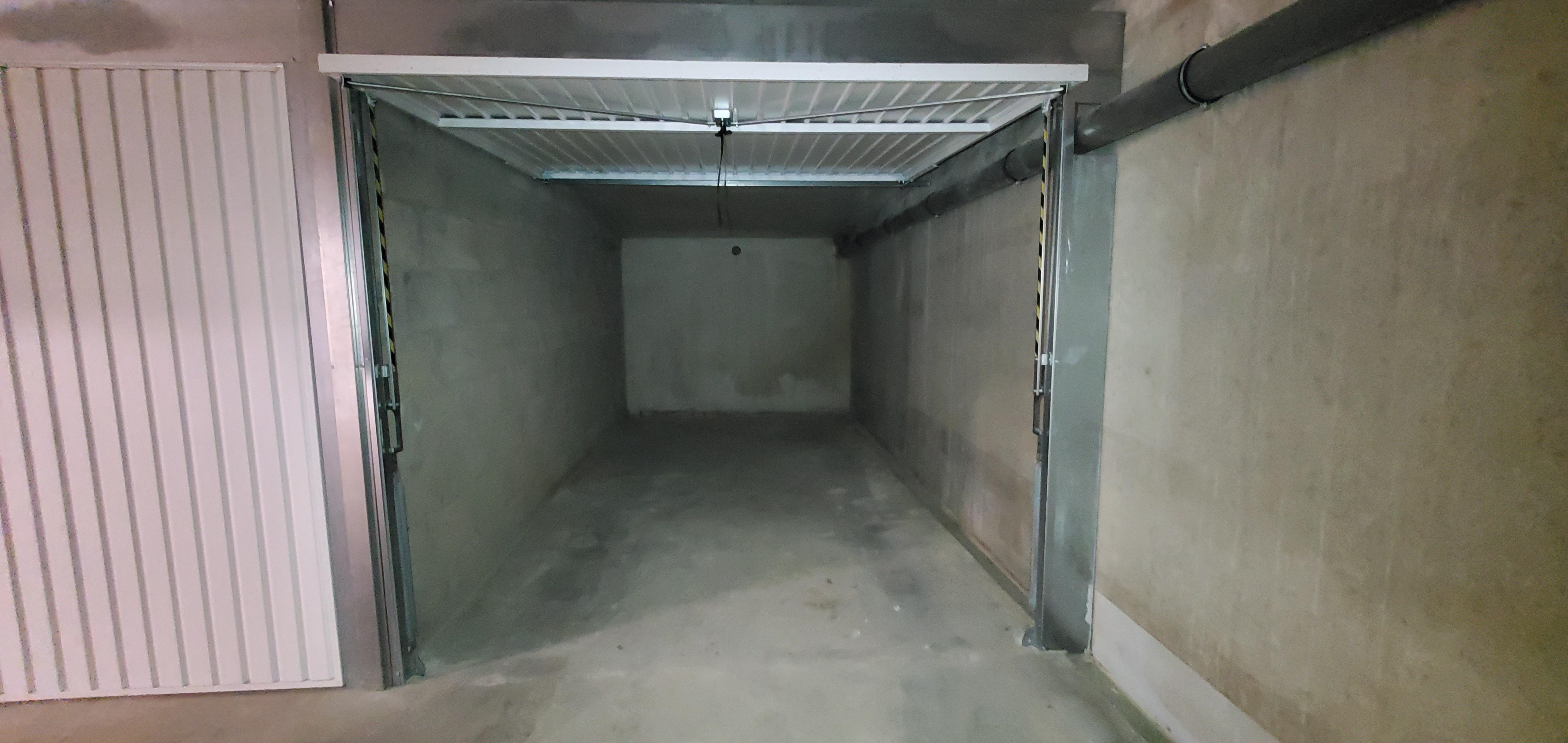 Garage/box 12m² - Collonges-sous-Salève