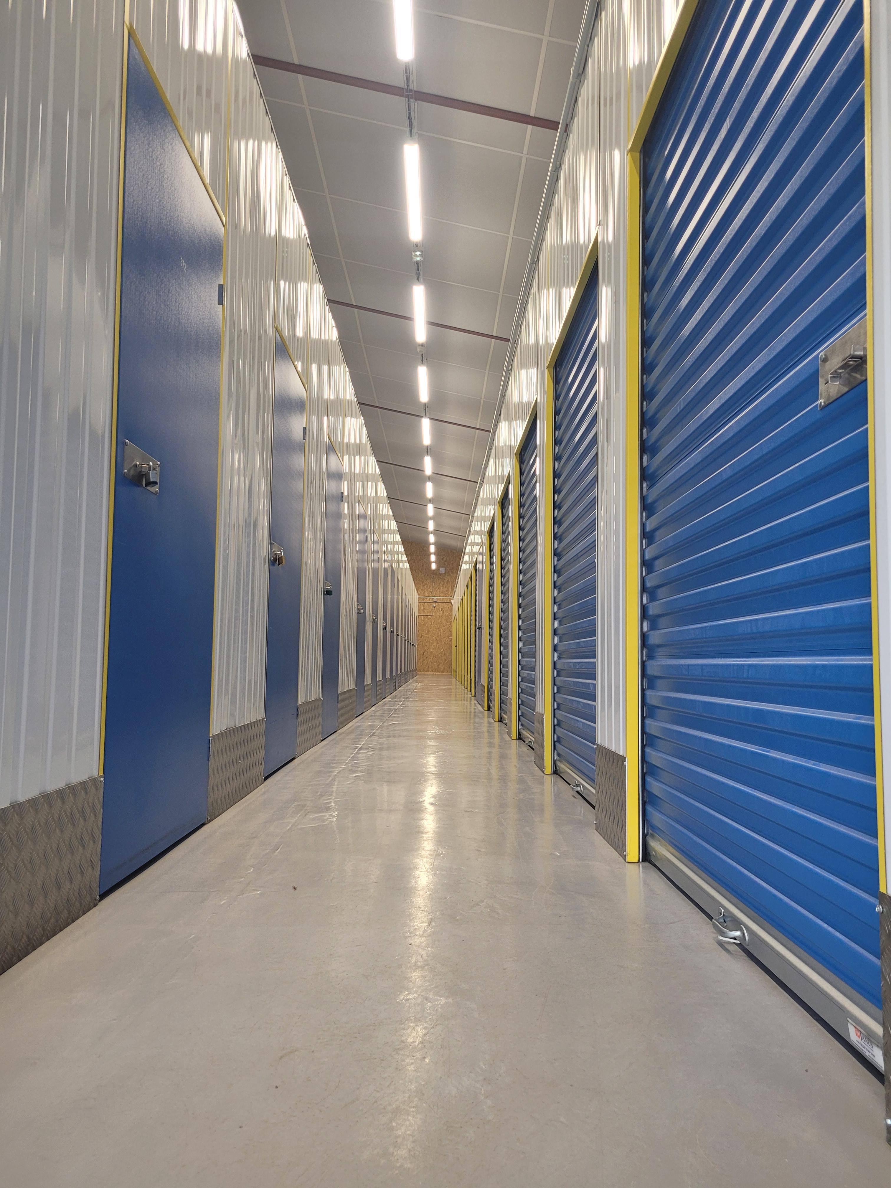 Box de self-stockage sécurisé - 6m² - Angers