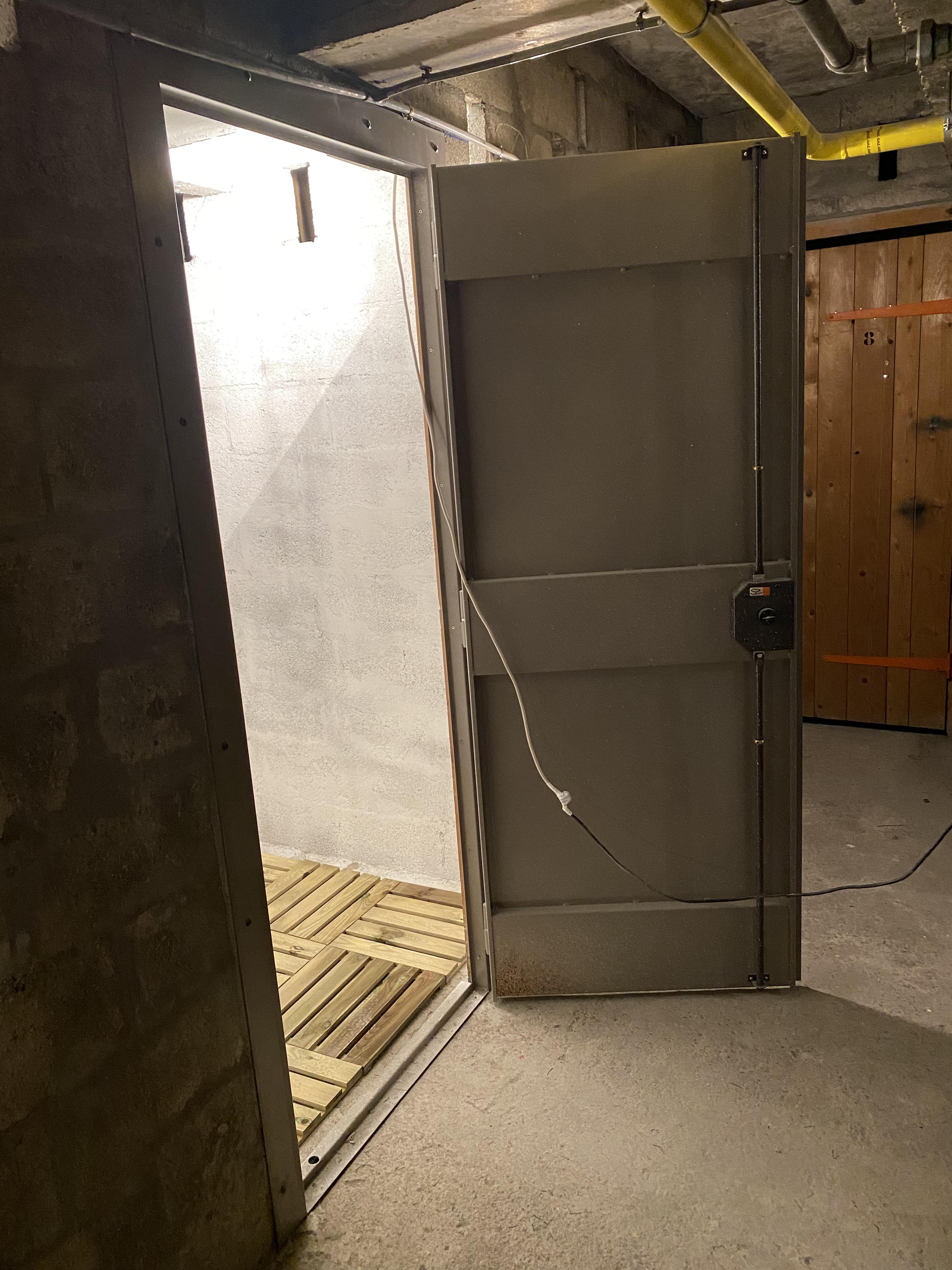 Cave (Sèche) - Rue Aumont (13e) - 5m2