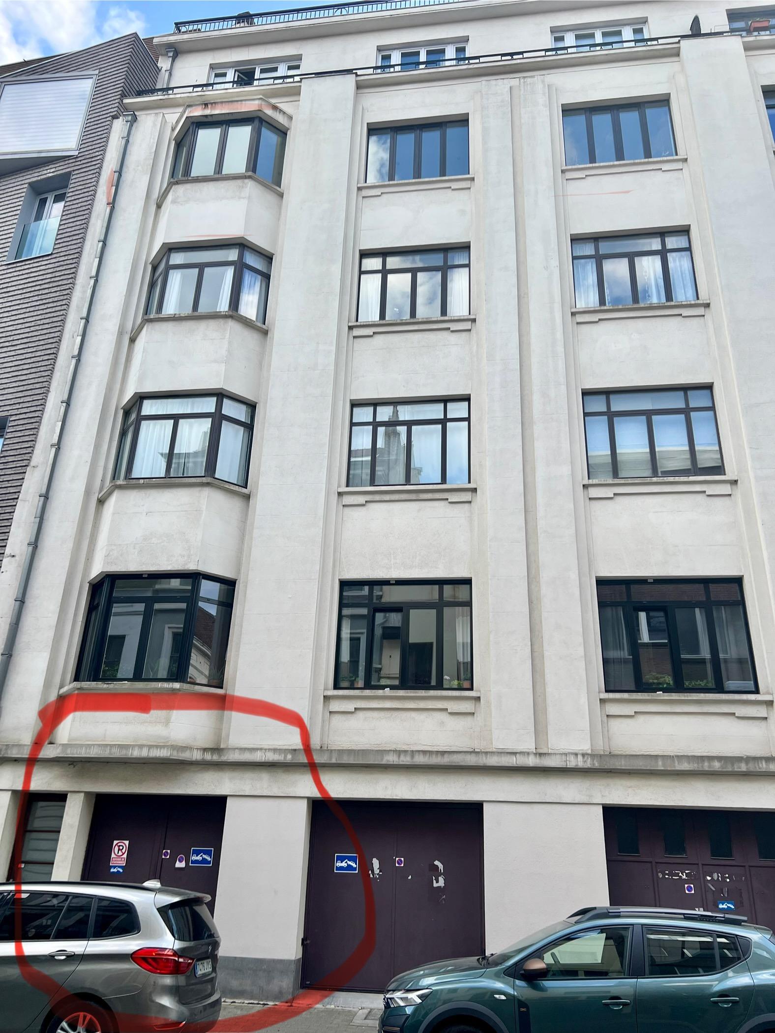 Gepantserd-beveiligde opbergbox centrum Brussel (Louise)