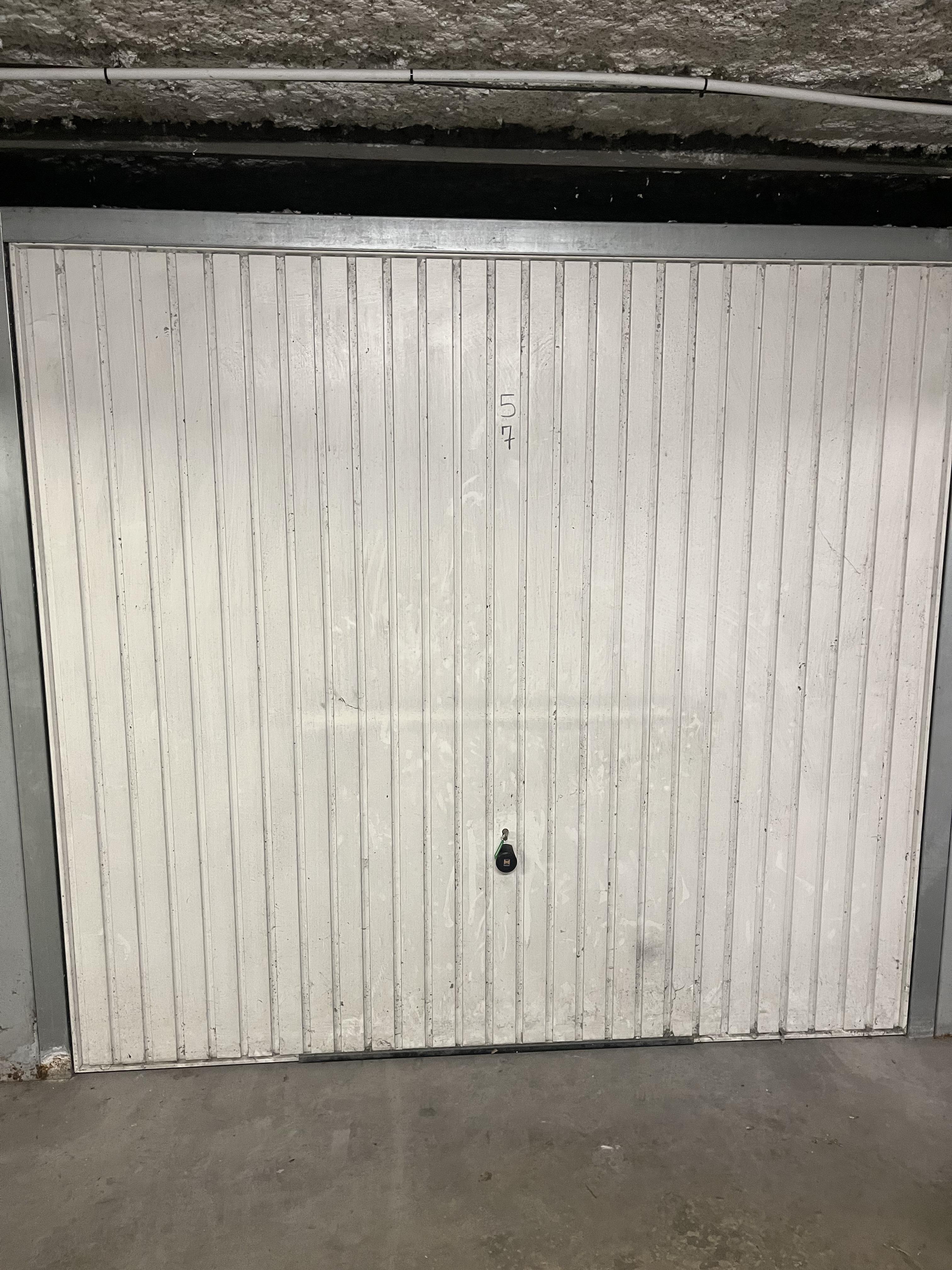 INTRA - Garage de 14m² sur Toulouse