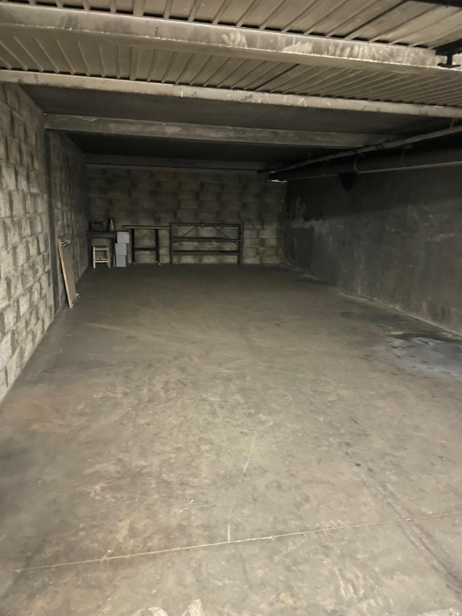 Location Box 45m² - Paris Voltaire / Bastille