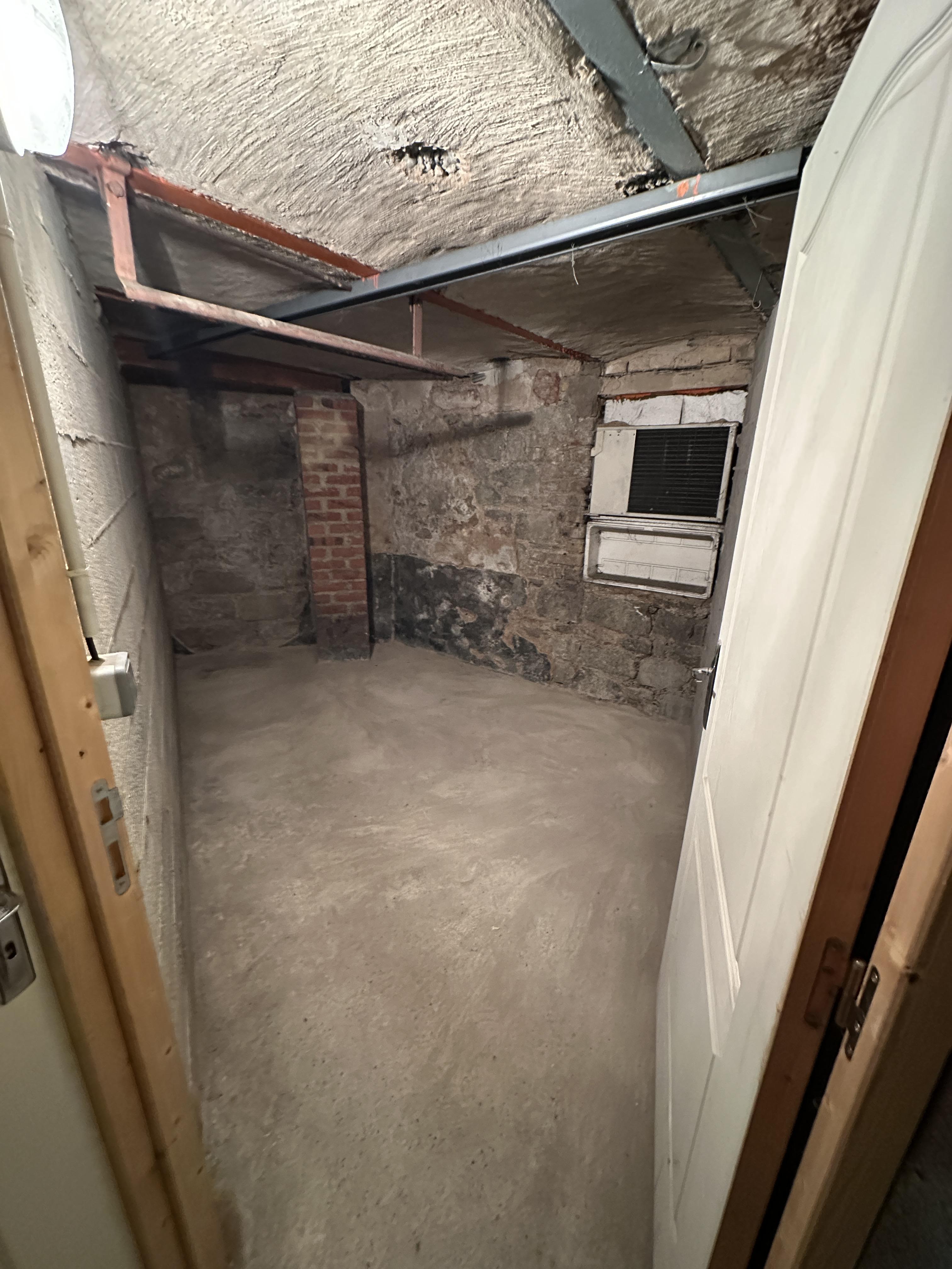 Cave 8m2 accès 24/7 Schiltigheim proche Place de