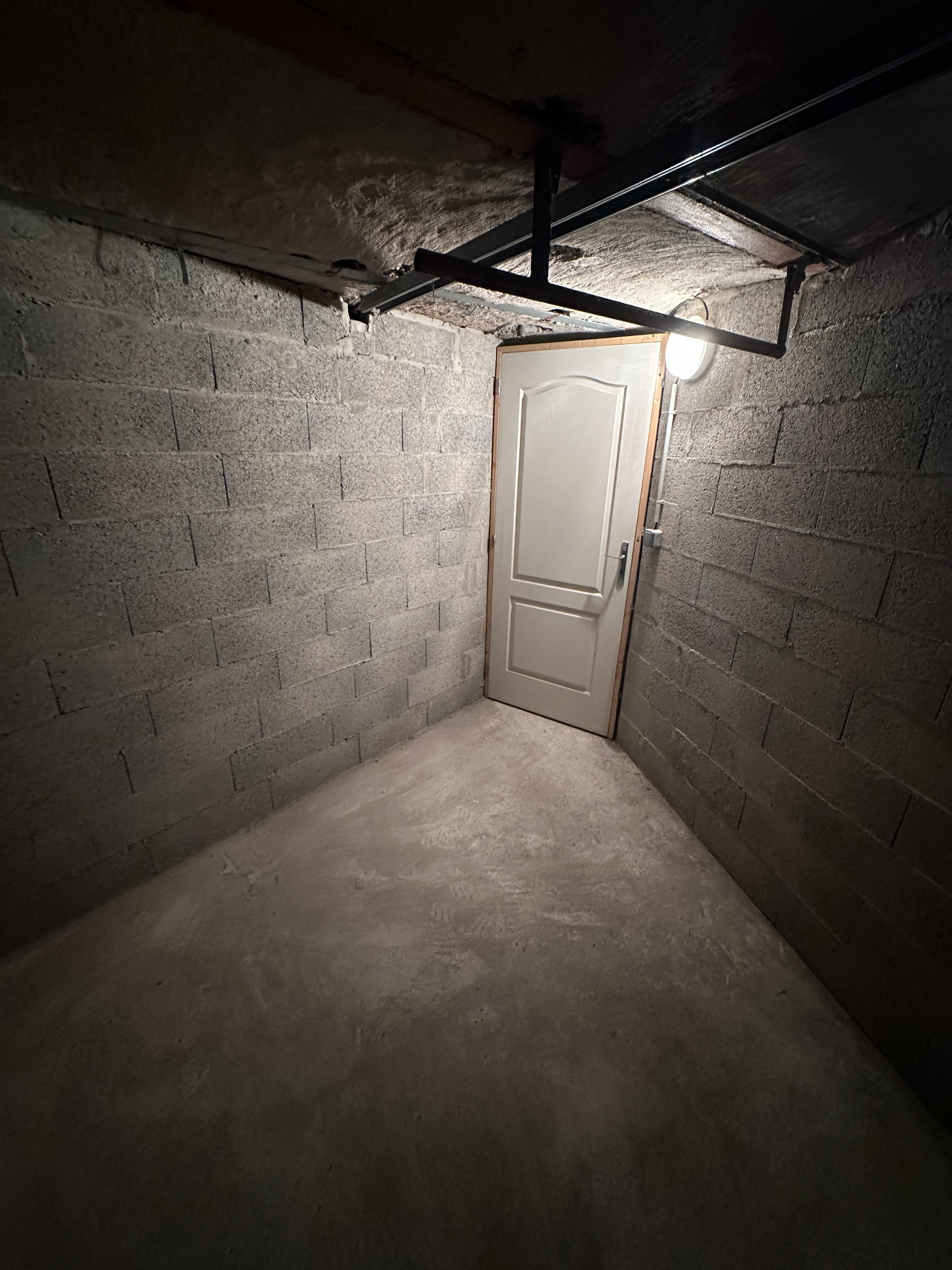 Cave 8m2 accès 24/7 Schiltigheim proche Place de