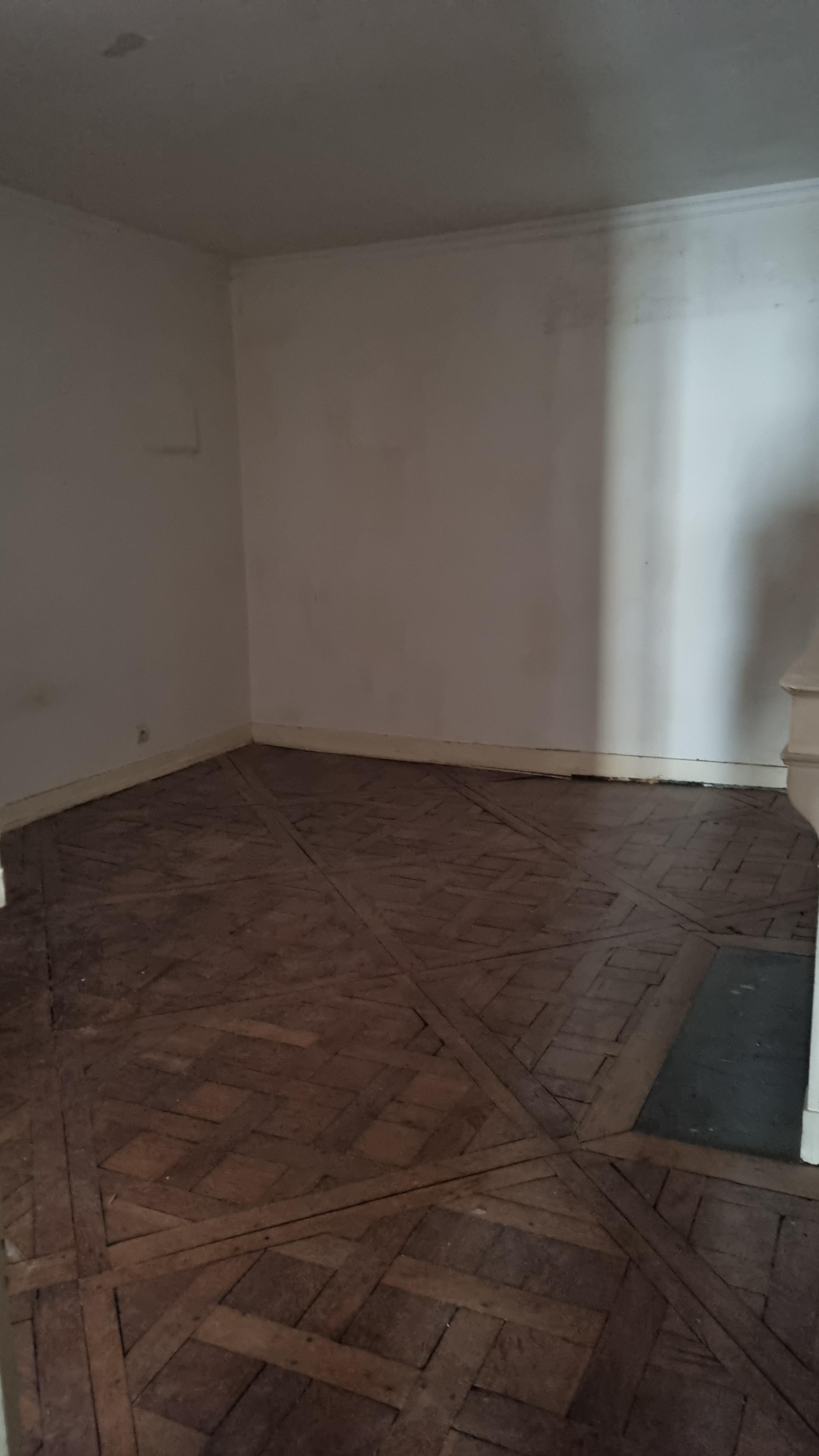 Local de stockage - Paris 4 - 60m2