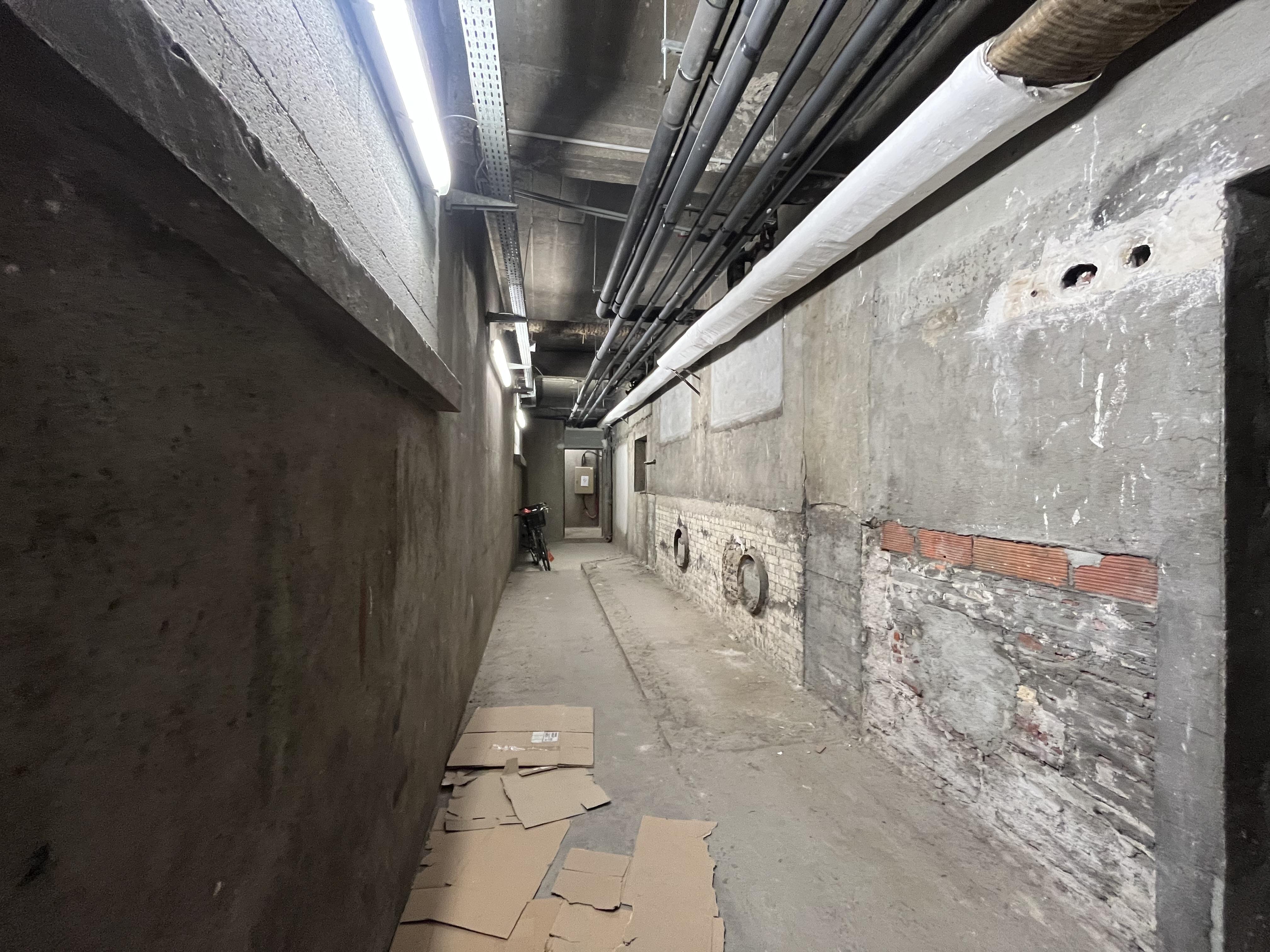 Grande Cave (50m2) en centre-ville de Nantes