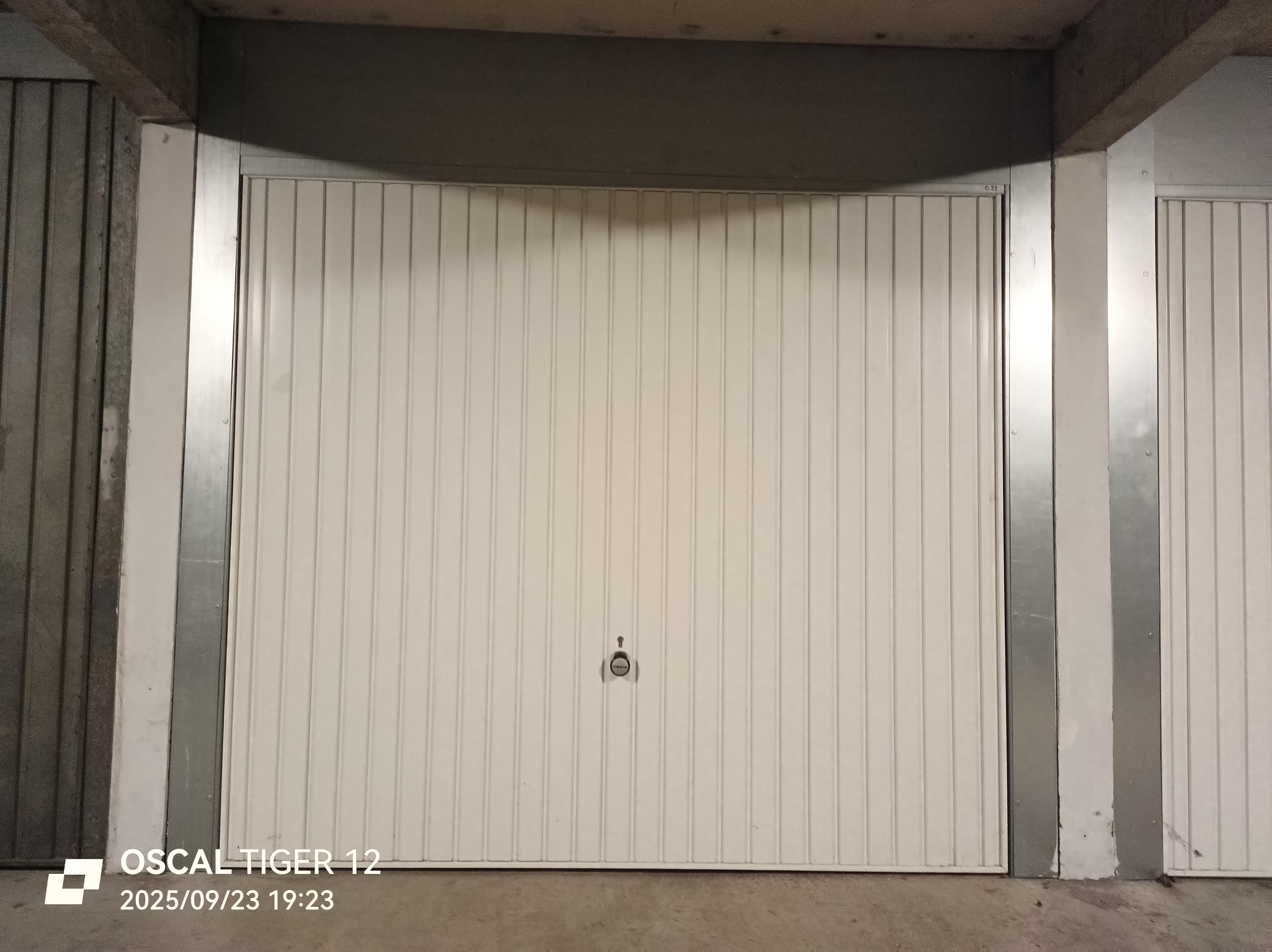 Garage/ Box - 13m² - Bourg-en-Bresse