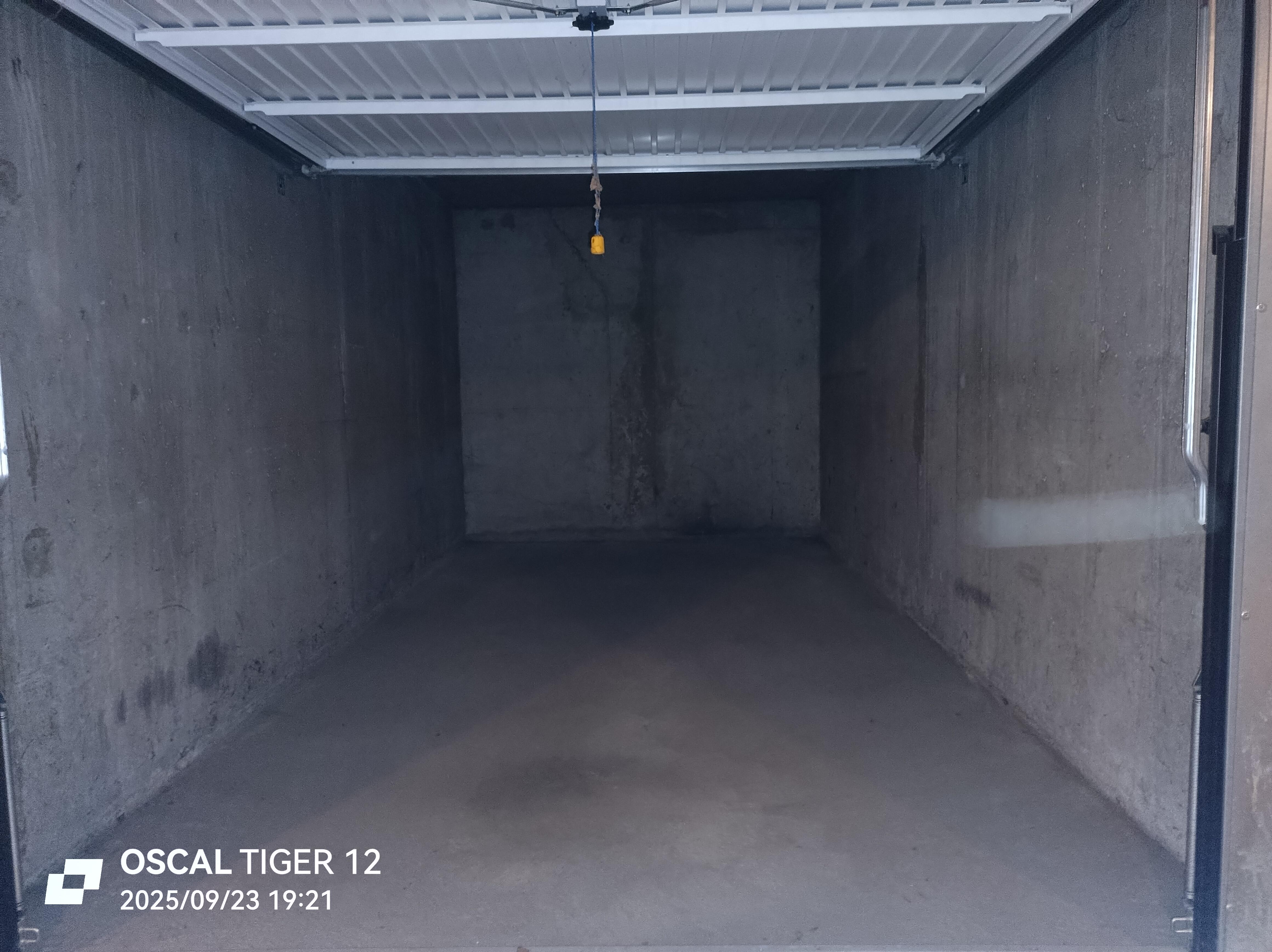 Garage/ Box - 13m² - Bourg-en-Bresse