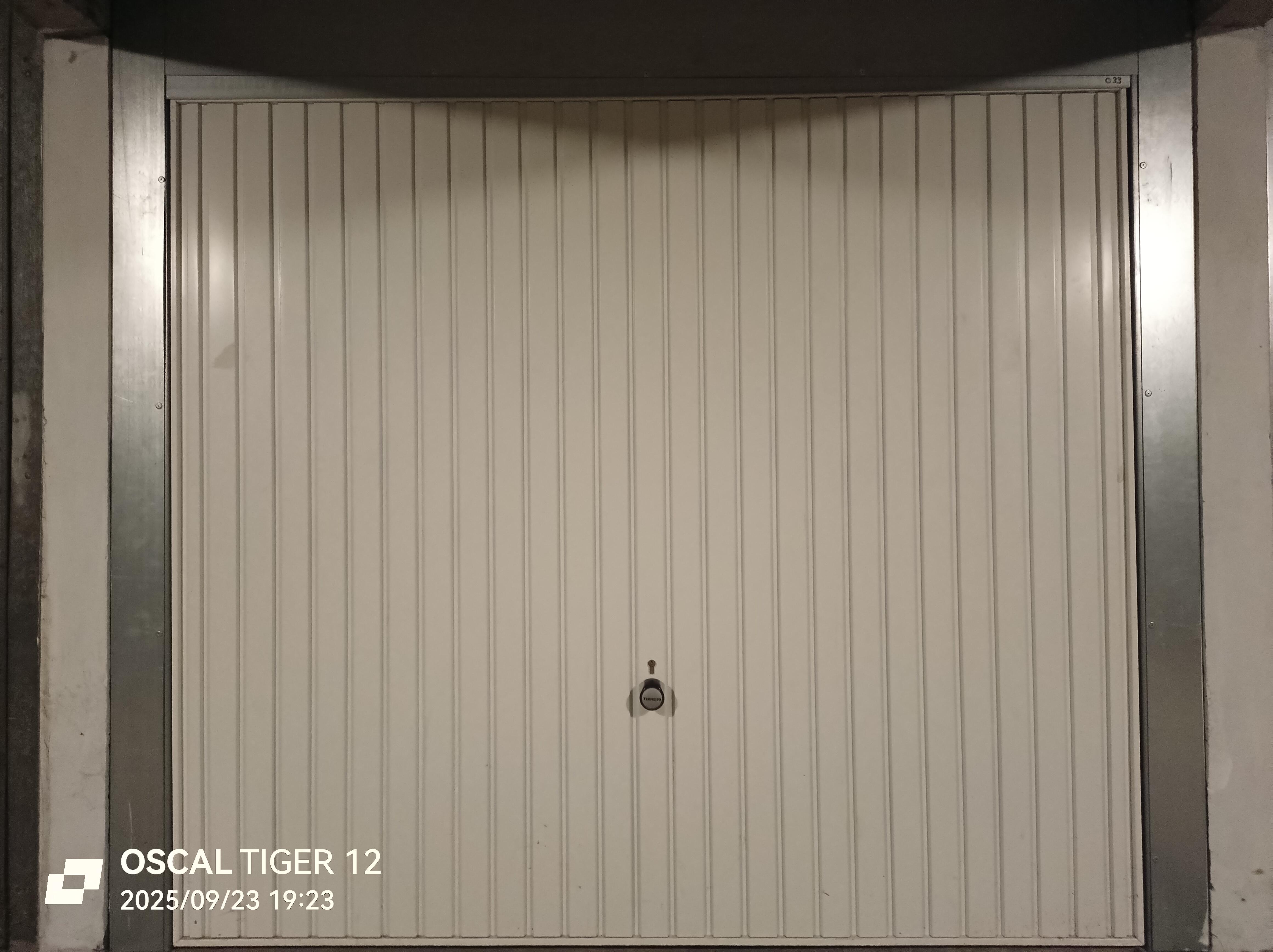 Garage/ Box - 13m² - Bourg-en-Bresse