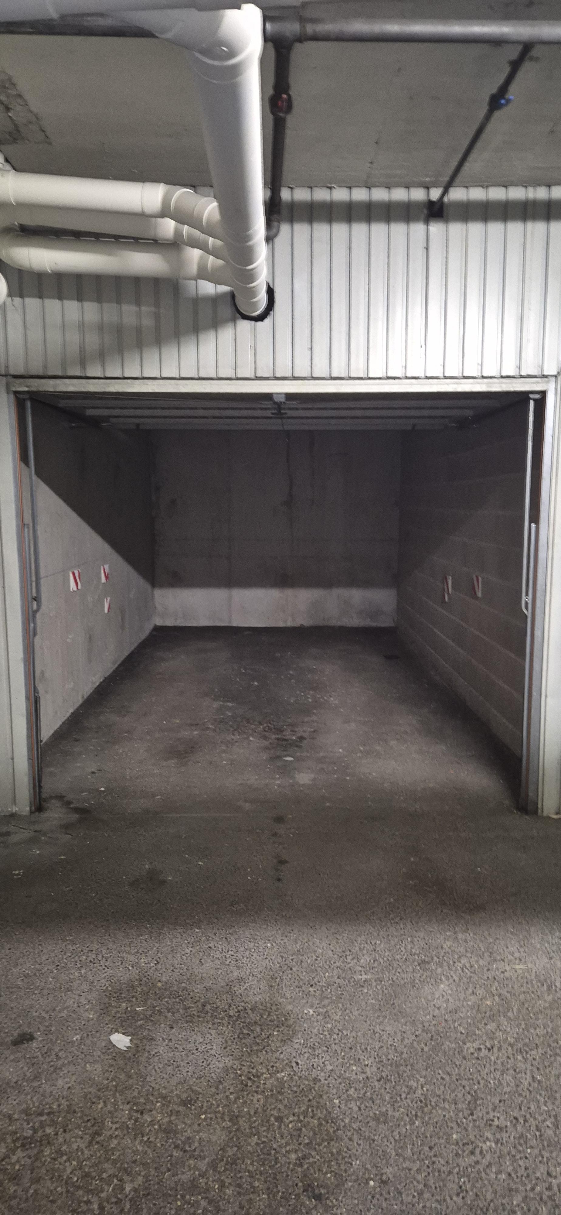 Garage/ box 15m² à Besançon