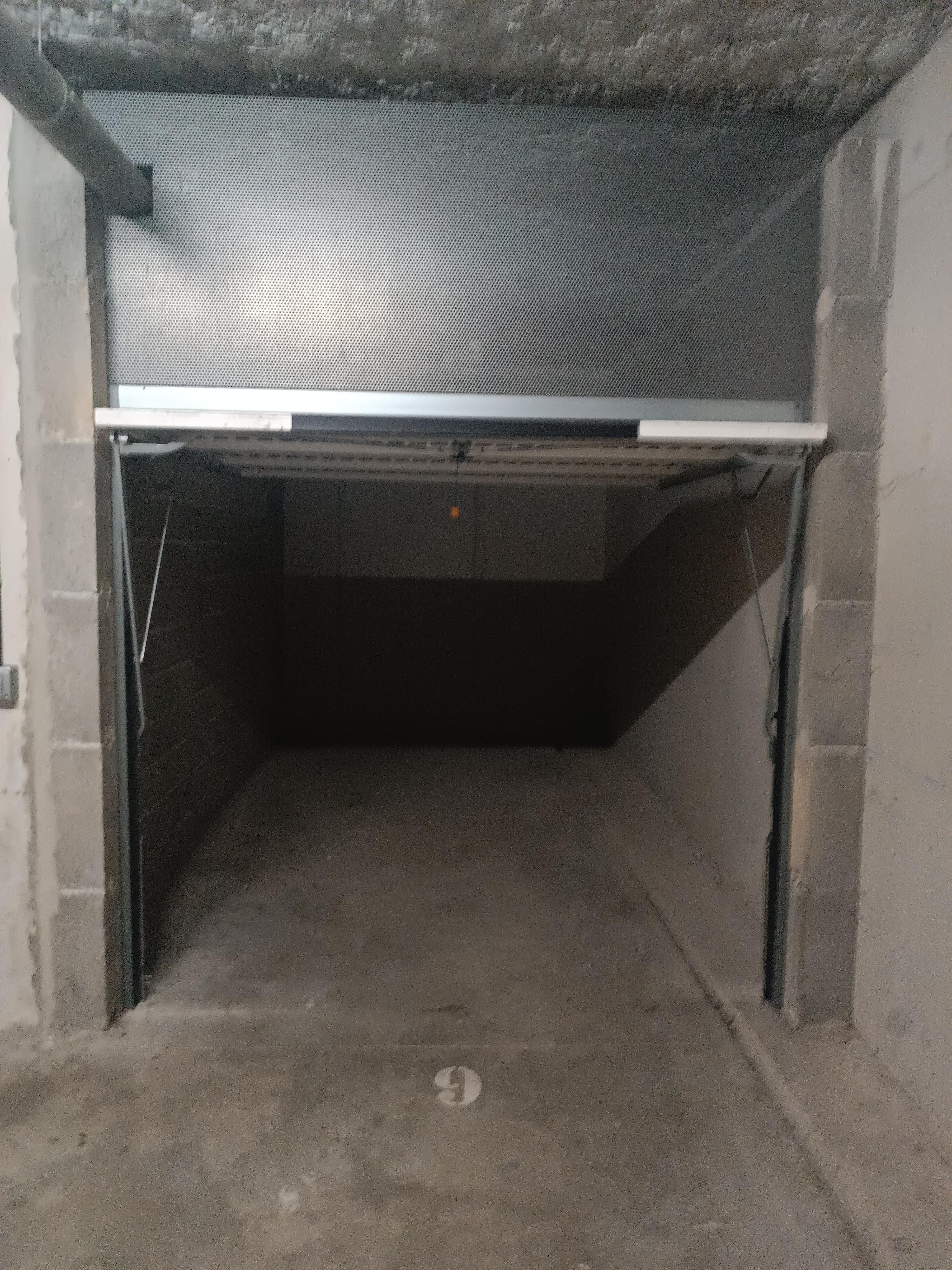 INTRA - Garage/ Box 13m² à Saint-Orens-de-Gameville