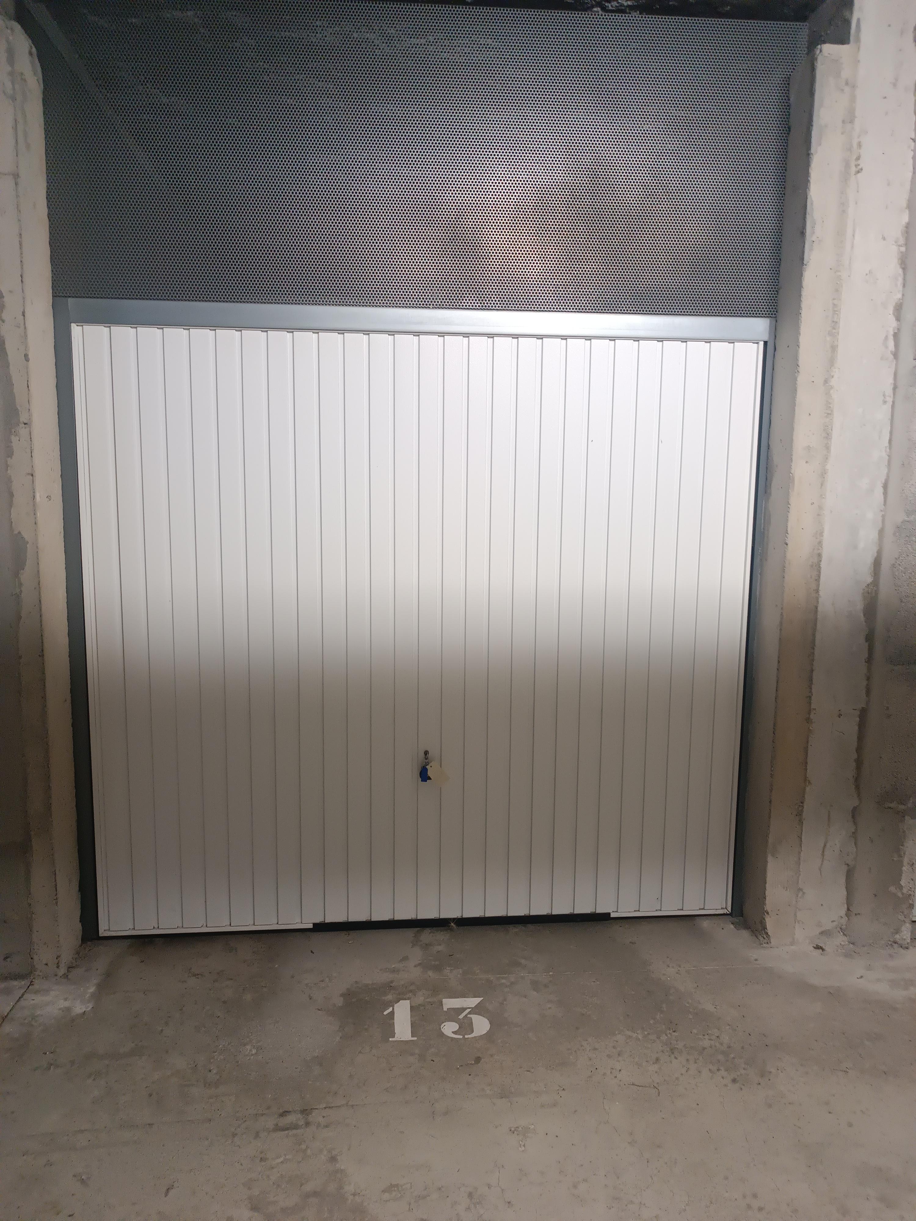 INTRA - Garage/ Box 13m² à Saint-Orens-de-Gameville