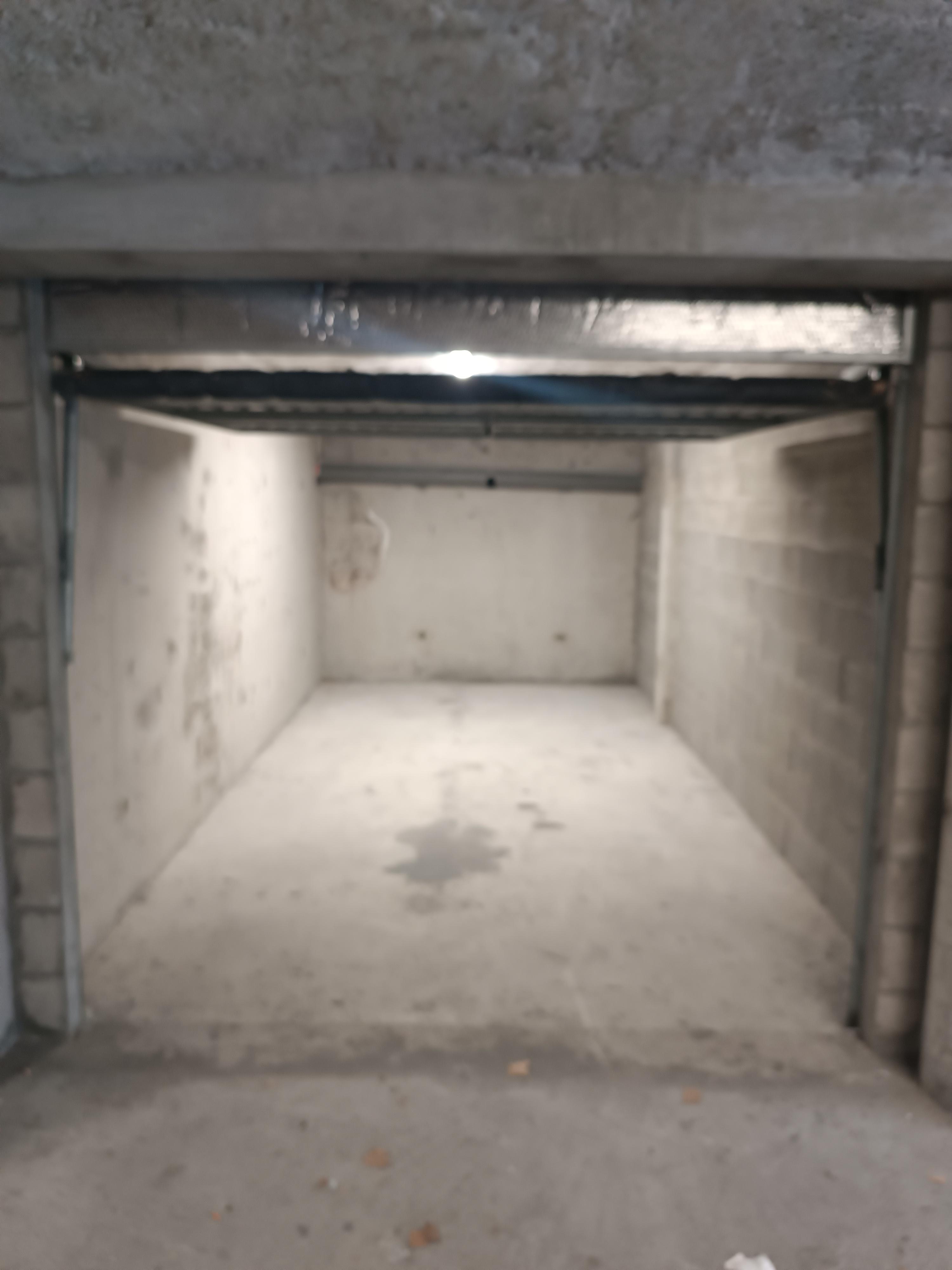 Garage/Box 15m² à Launaguet