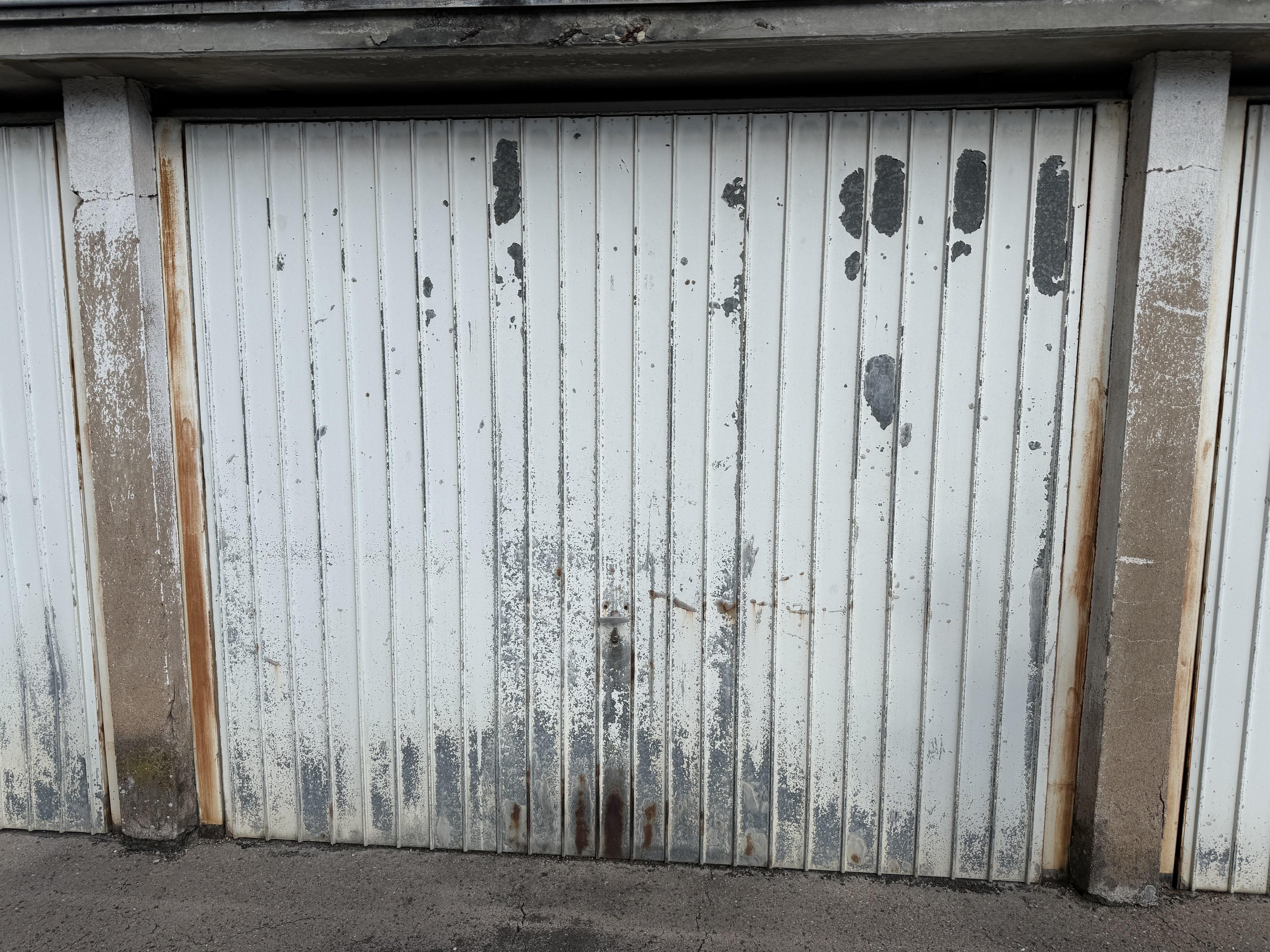 Garage/box 13m² - Strasbourg