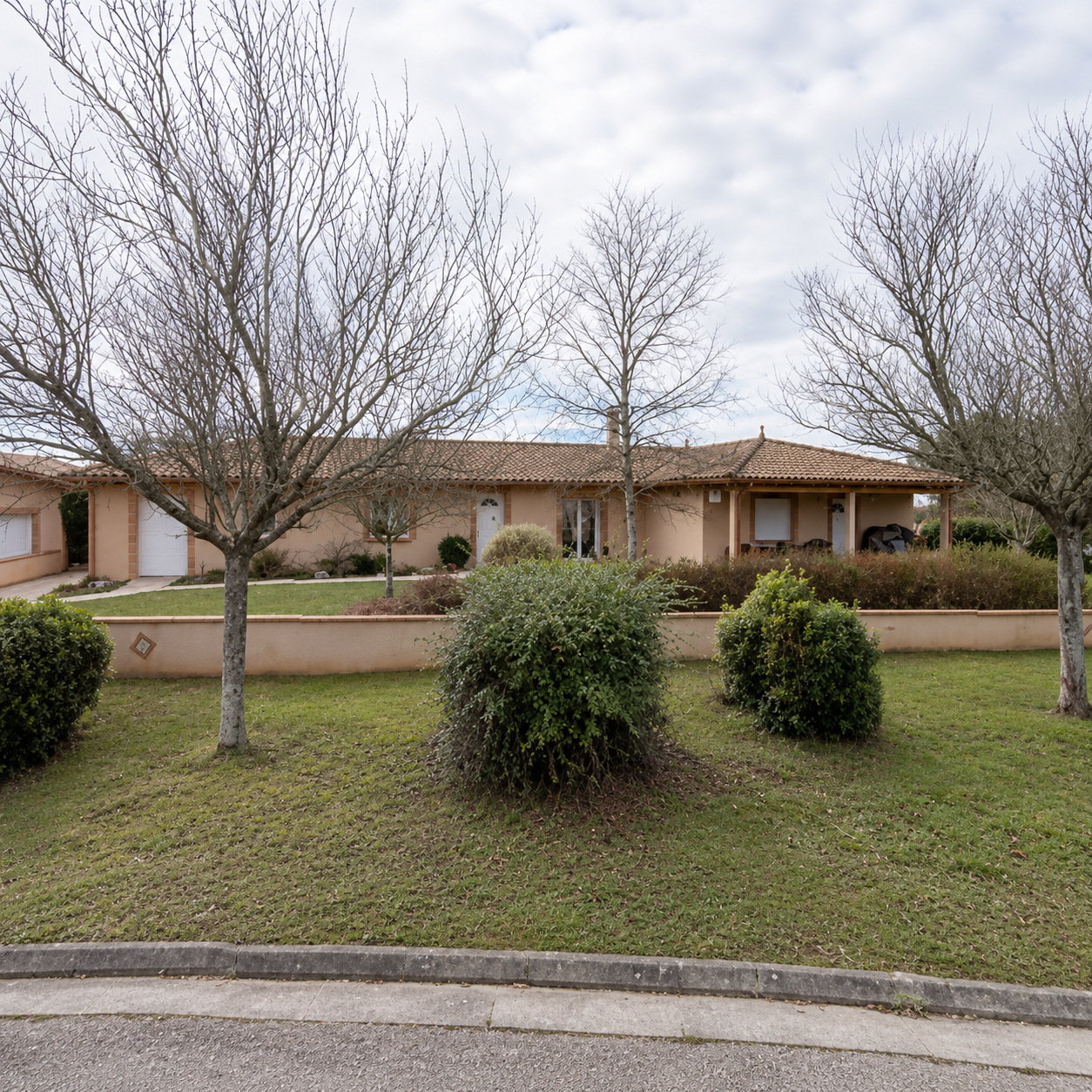 Loue Stockage 12m2 dans garage St Pierre de