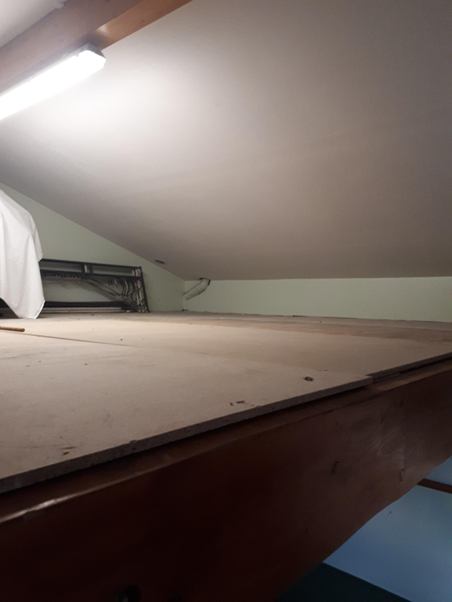 Loue Stockage 12m2 dans garage St Pierre de