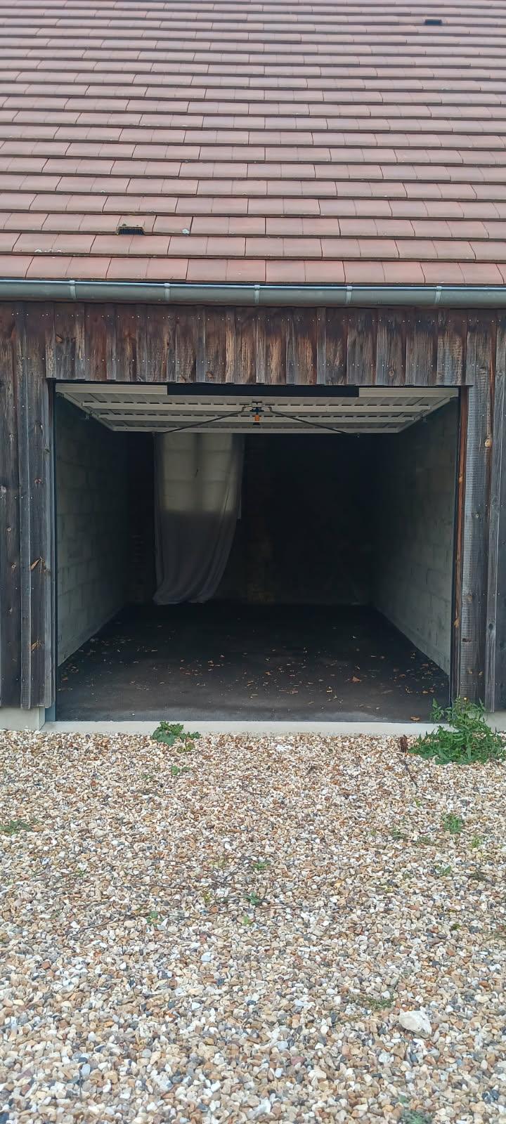 Garage/Box -14m² à La Corne-en-Vexin