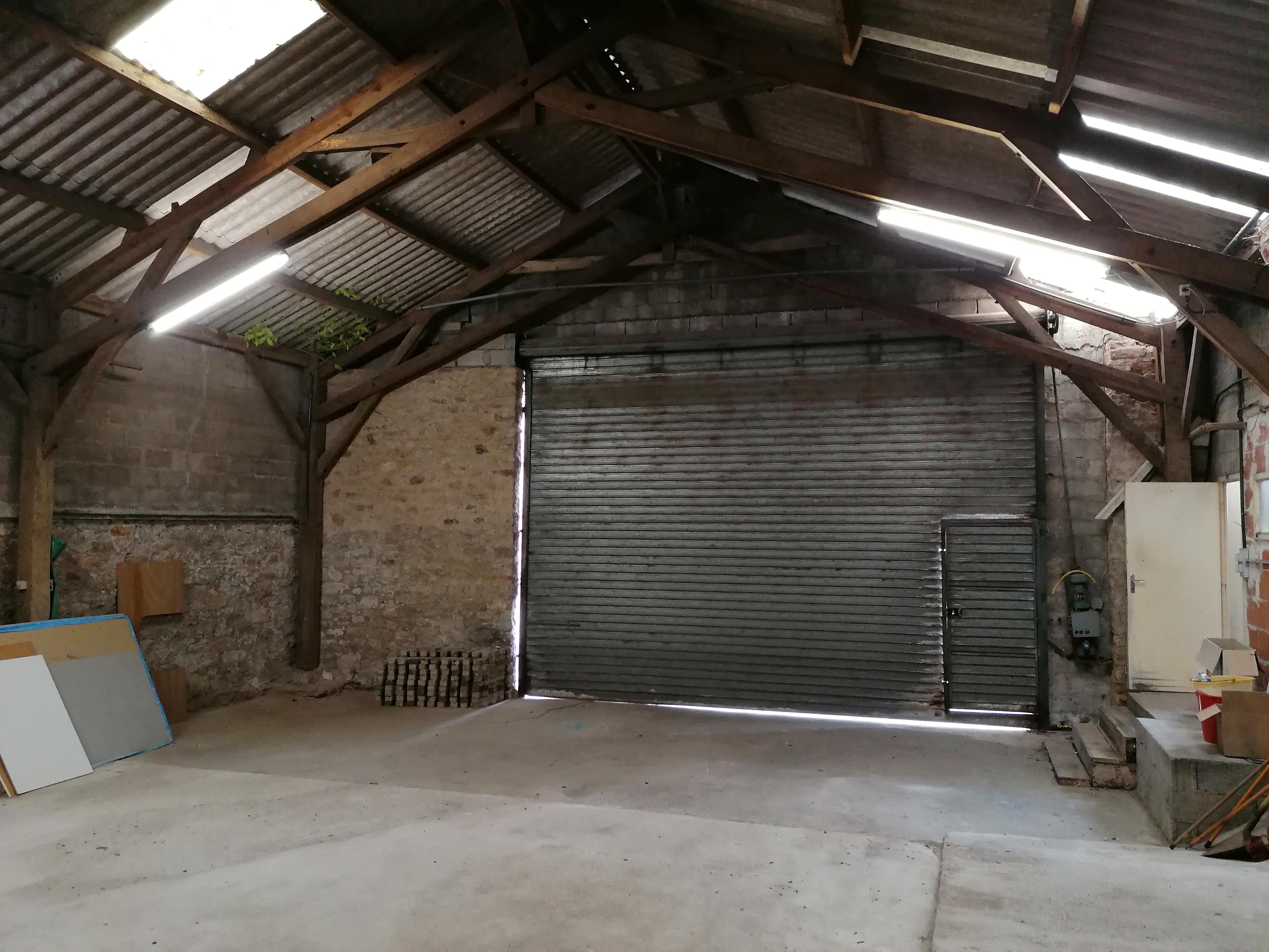 Espace de stockage garde meubles – 700 m²