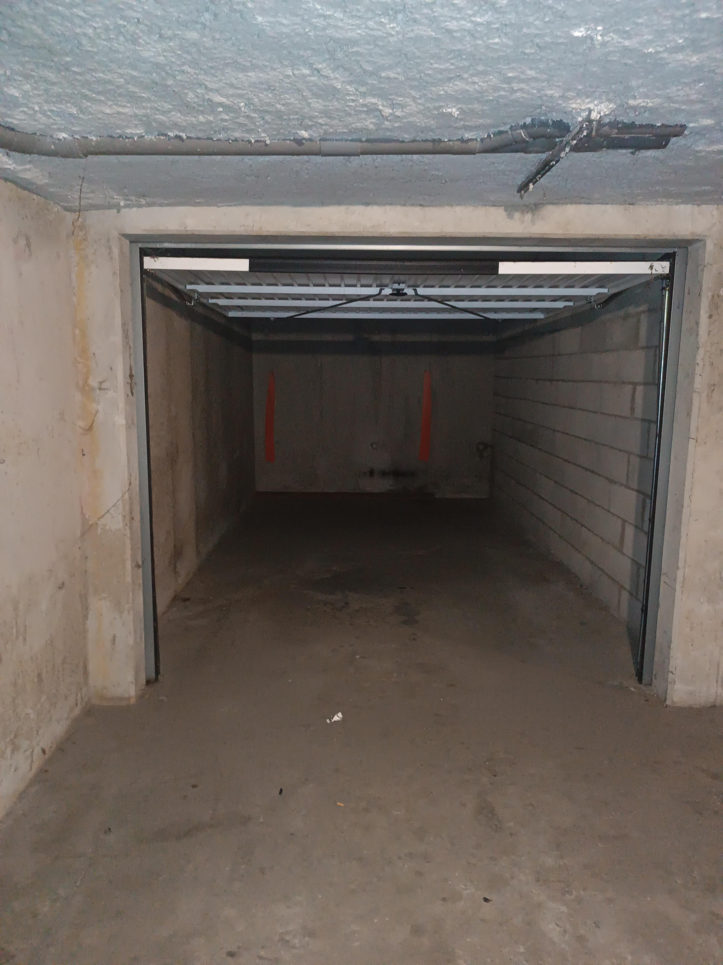 INTRA - Box à louer à Toulouse