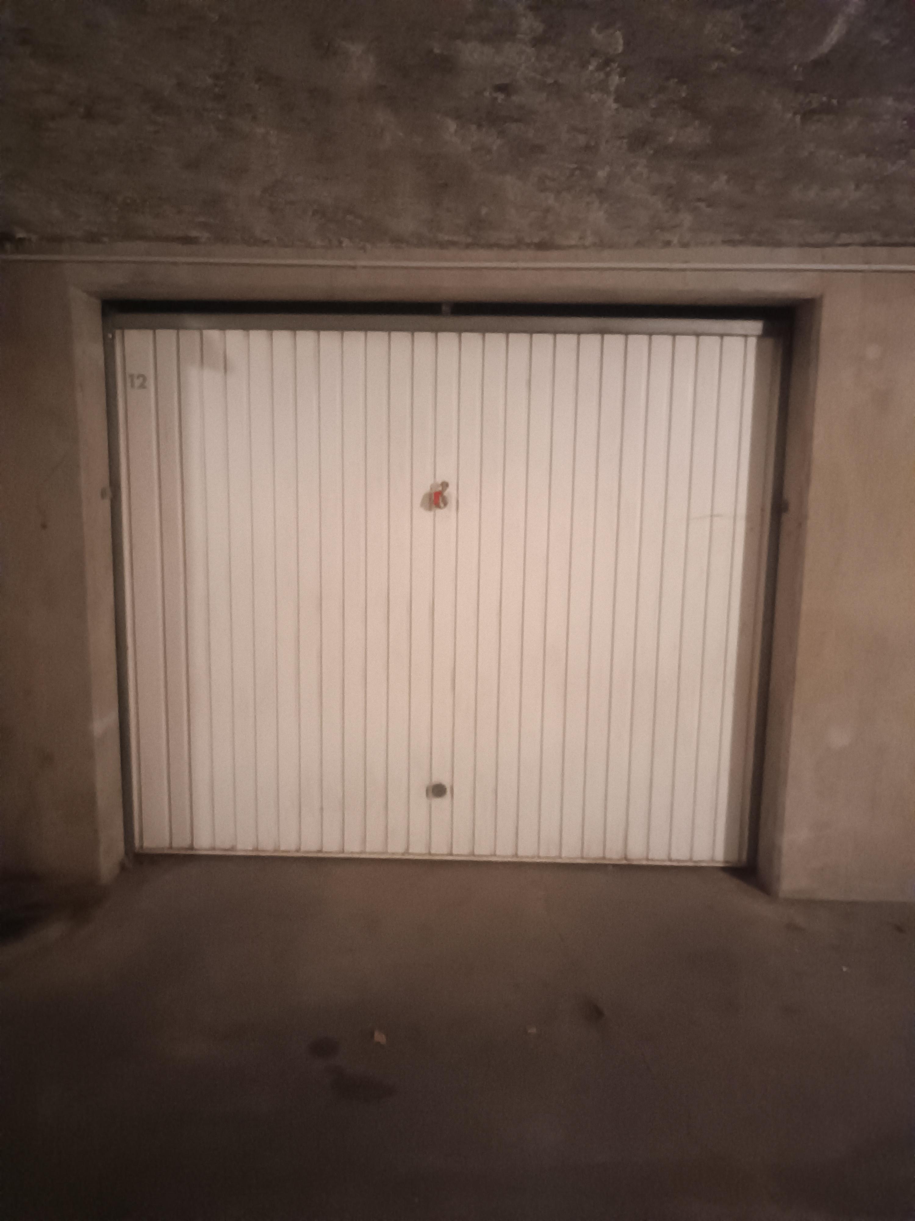 INTRA - Box à louer à Toulouse