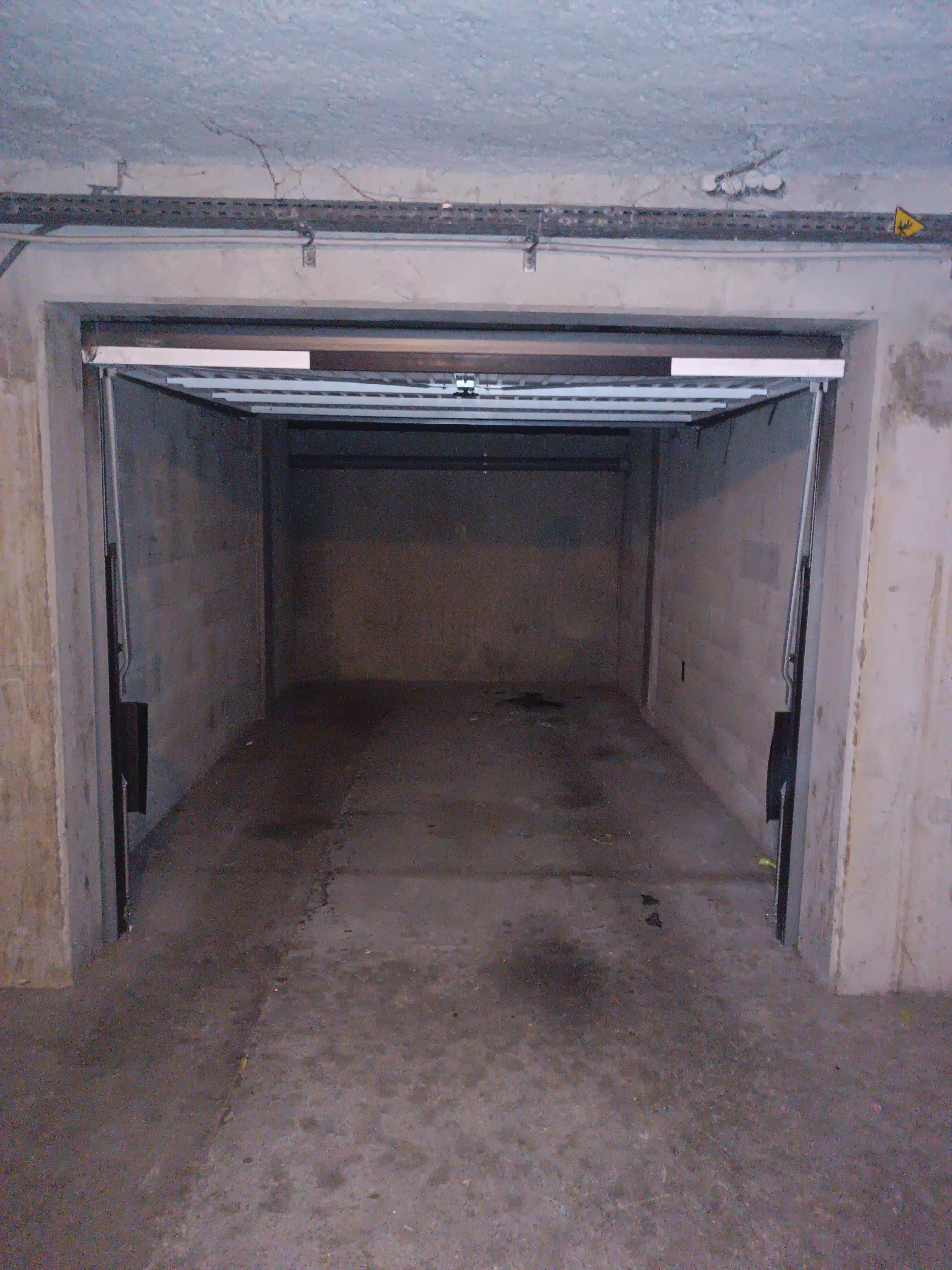 INTRA - Box à louer à Toulouse