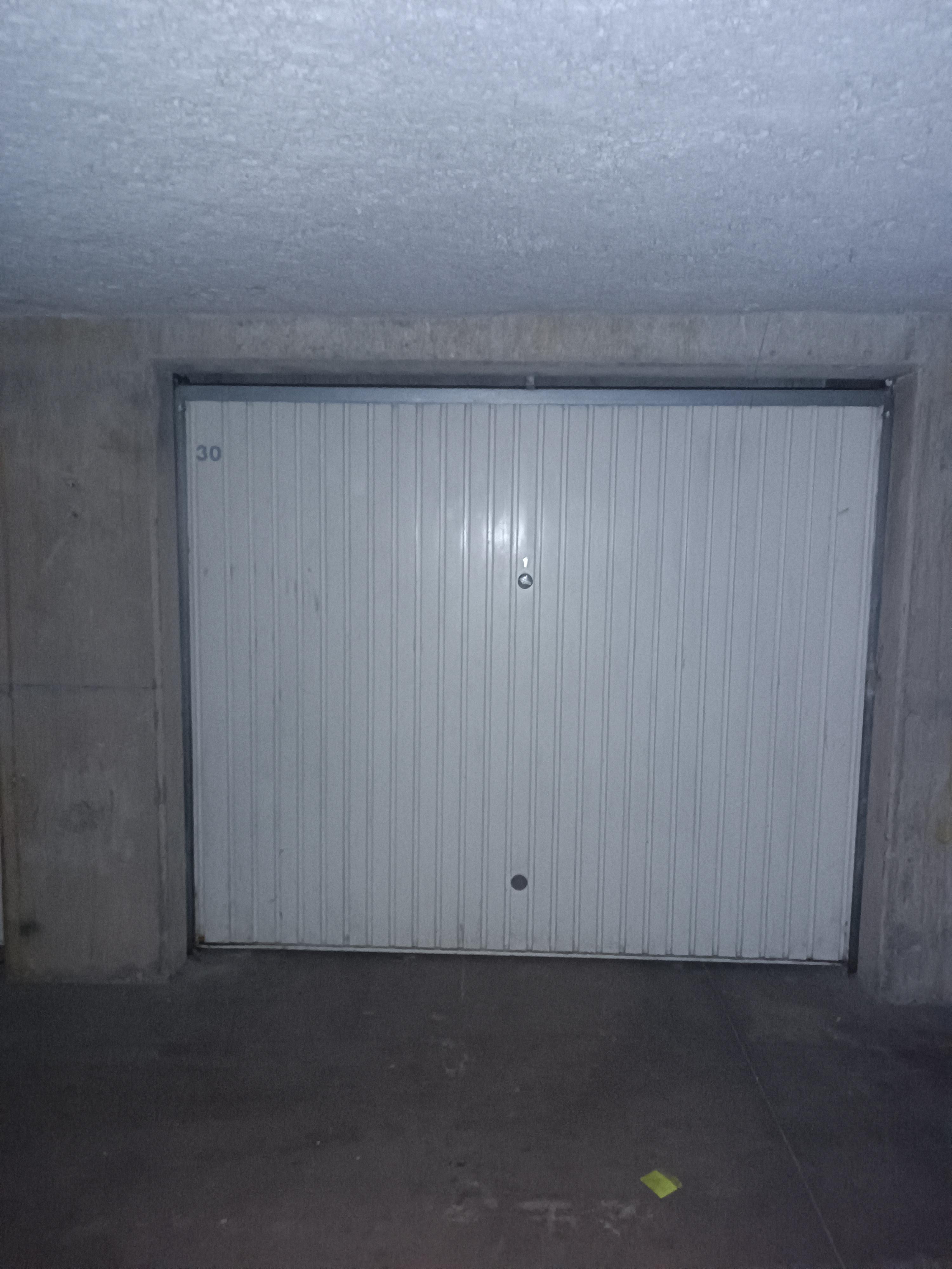 INTRA - Box à louer à Toulouse