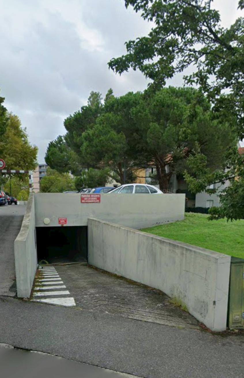 Garage/ Box 13m² - Blagnac