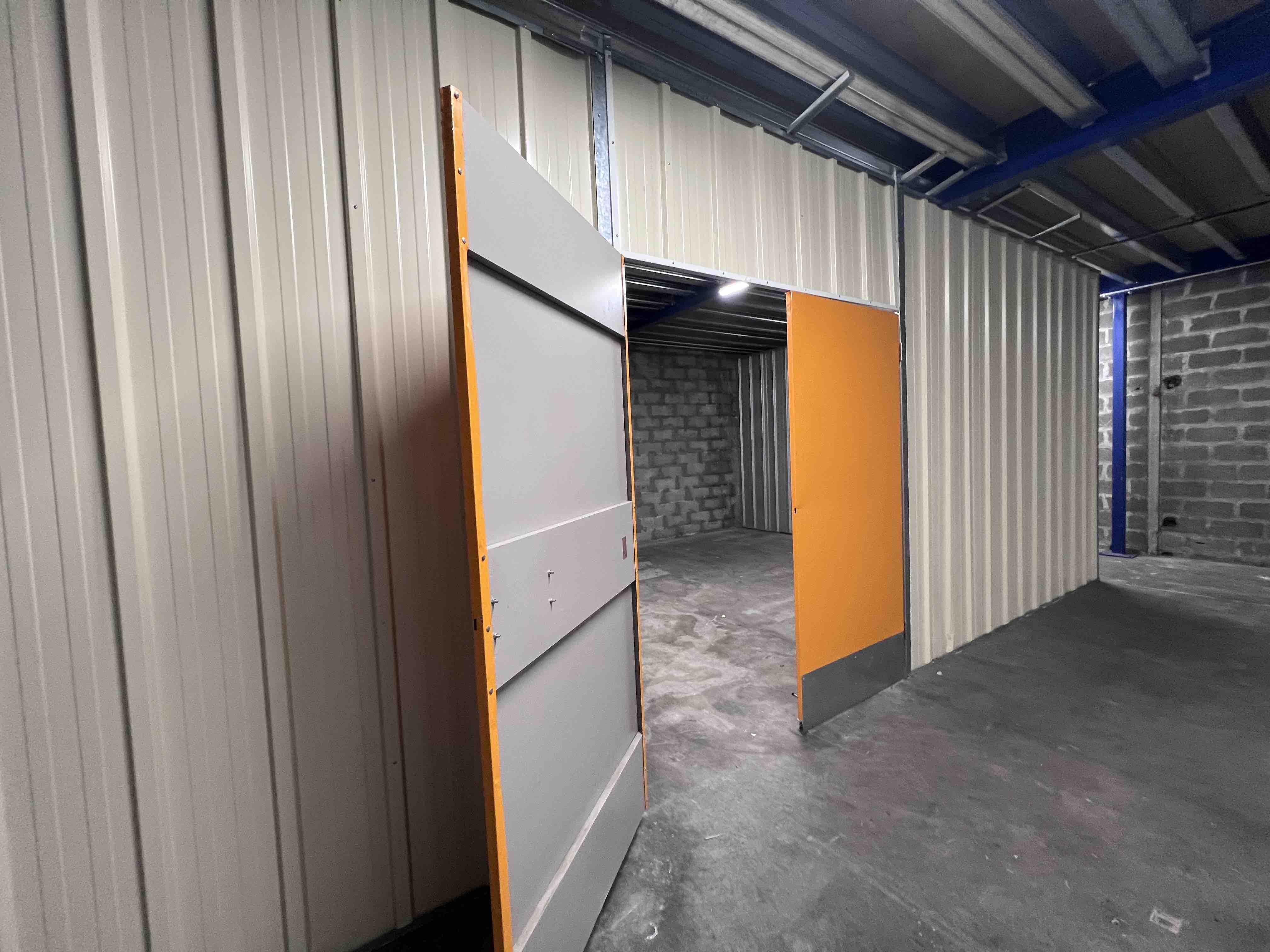Costockage dans un entrepôt sécurisé