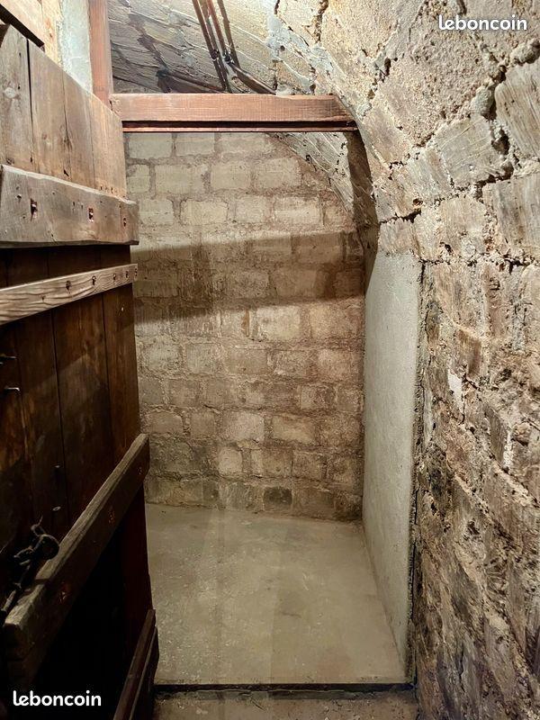 CAVE à louer -14m3/6m2- Saine et sécurisée -
