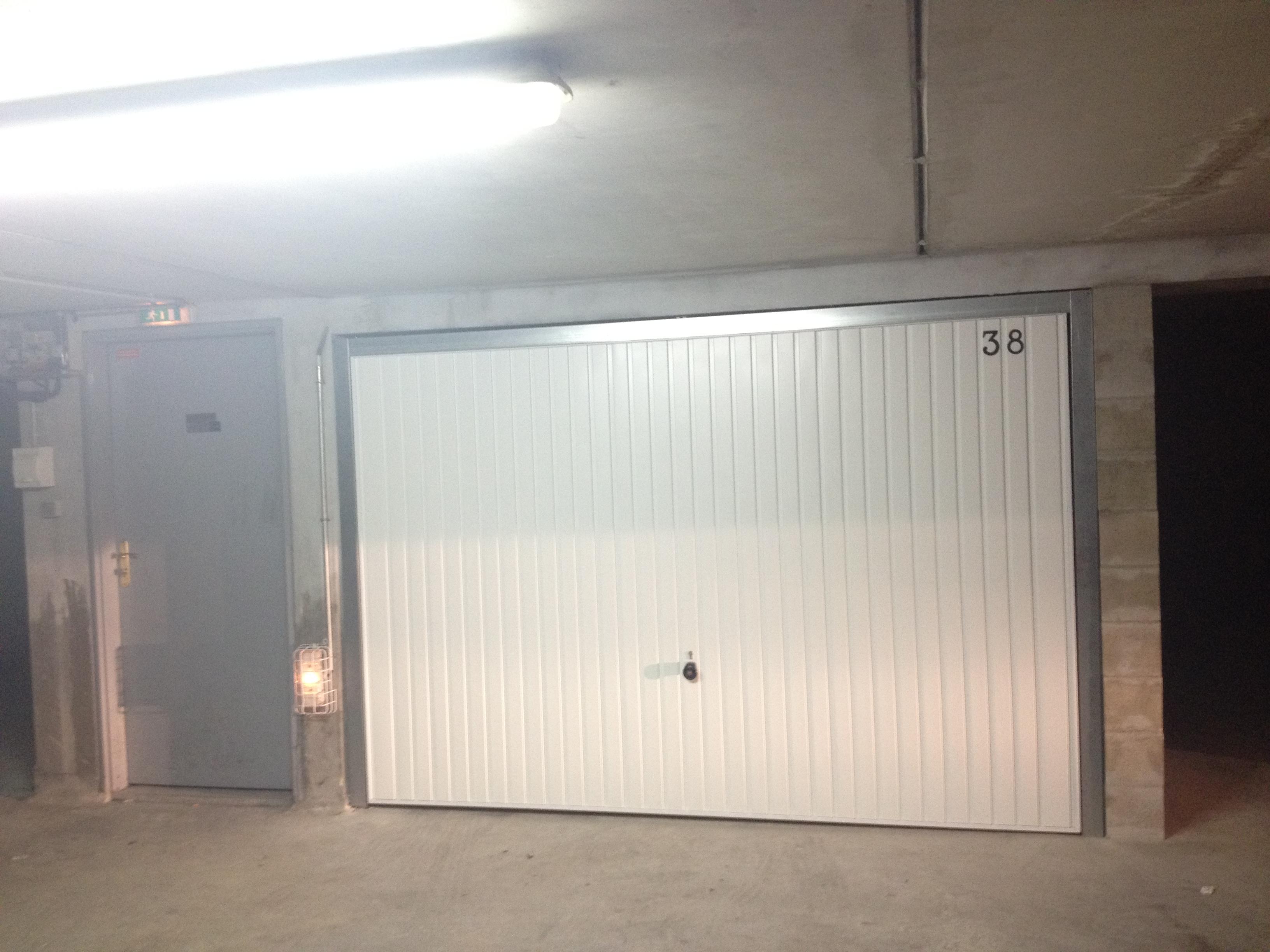 BOX de 15,50 m2 environ à Bussy Saint