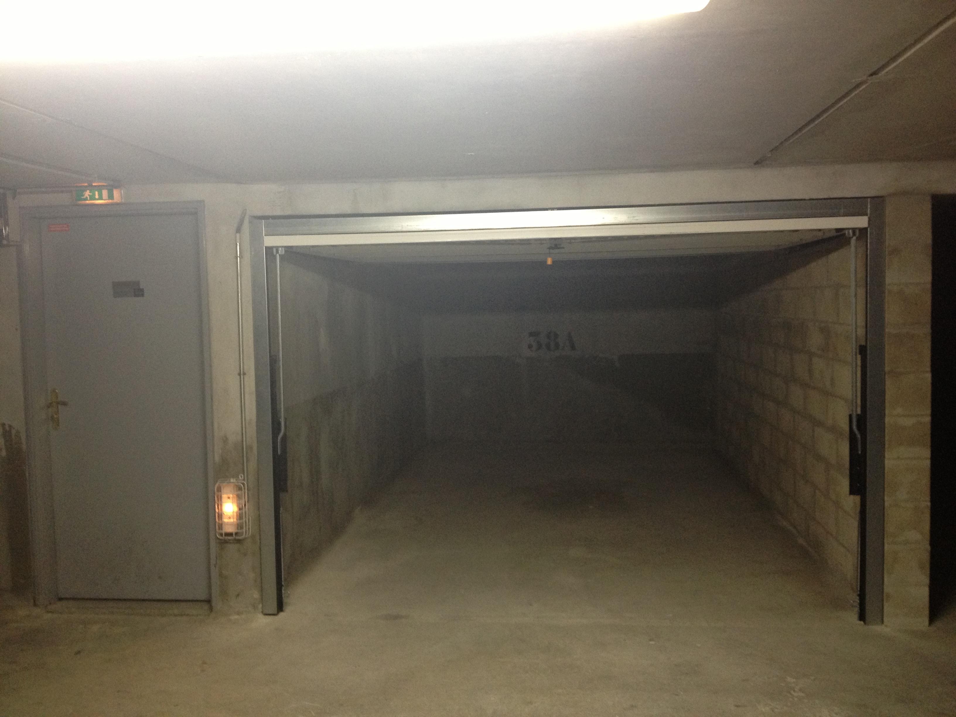 BOX de 15,50 m2 environ à Bussy Saint