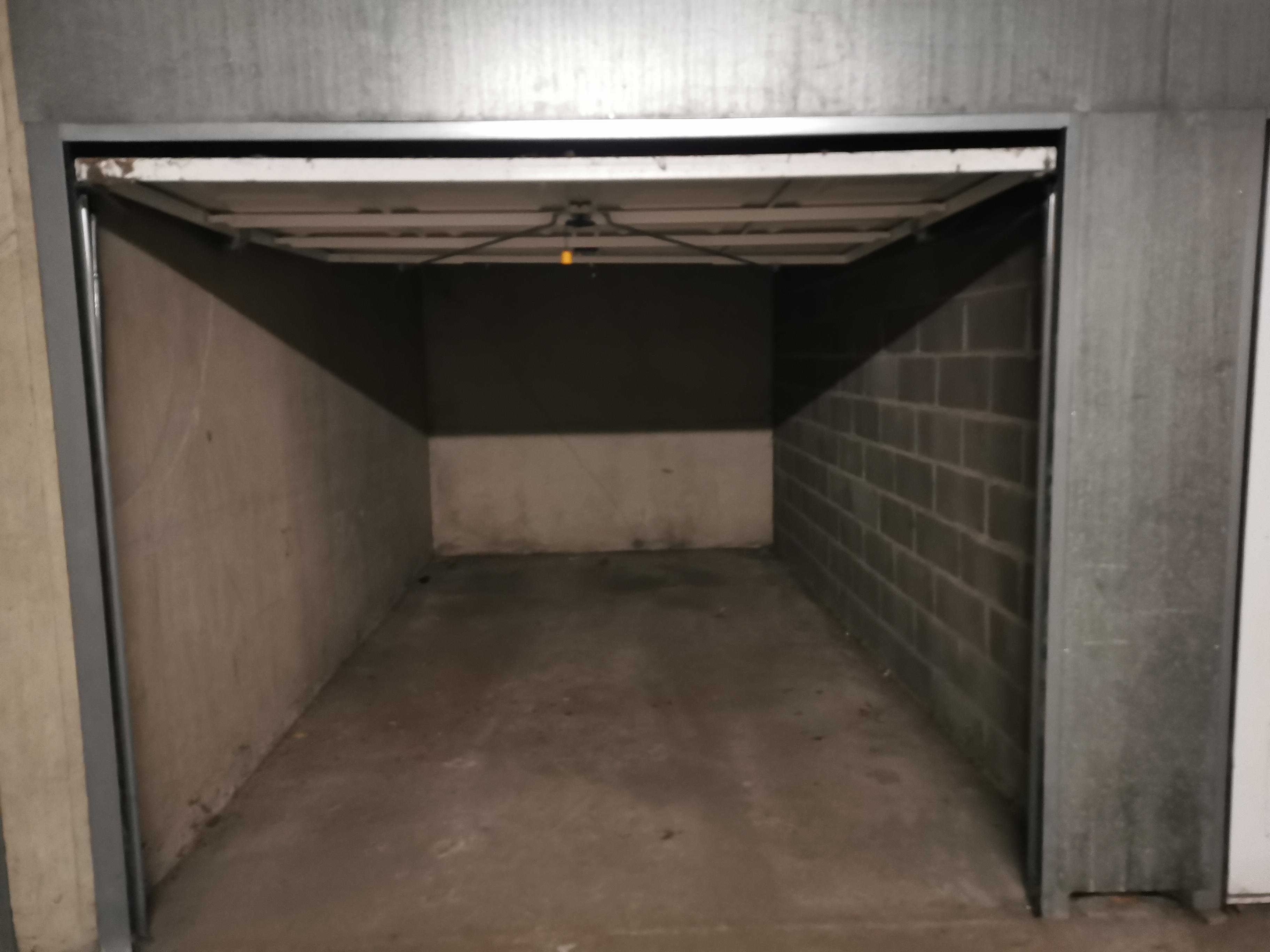 Garage/box 12 m² à Orléans