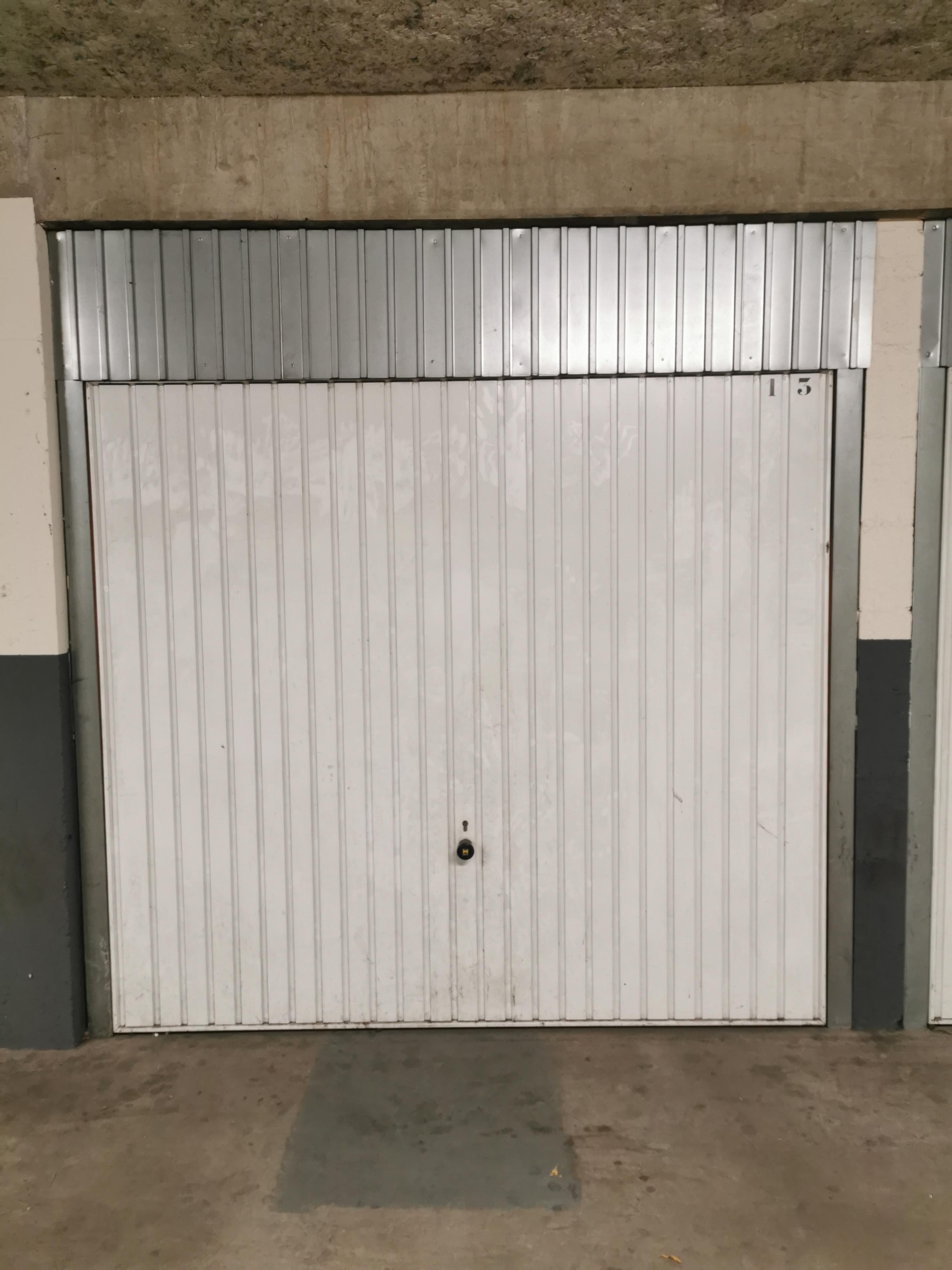 Garage Orléans 12m²