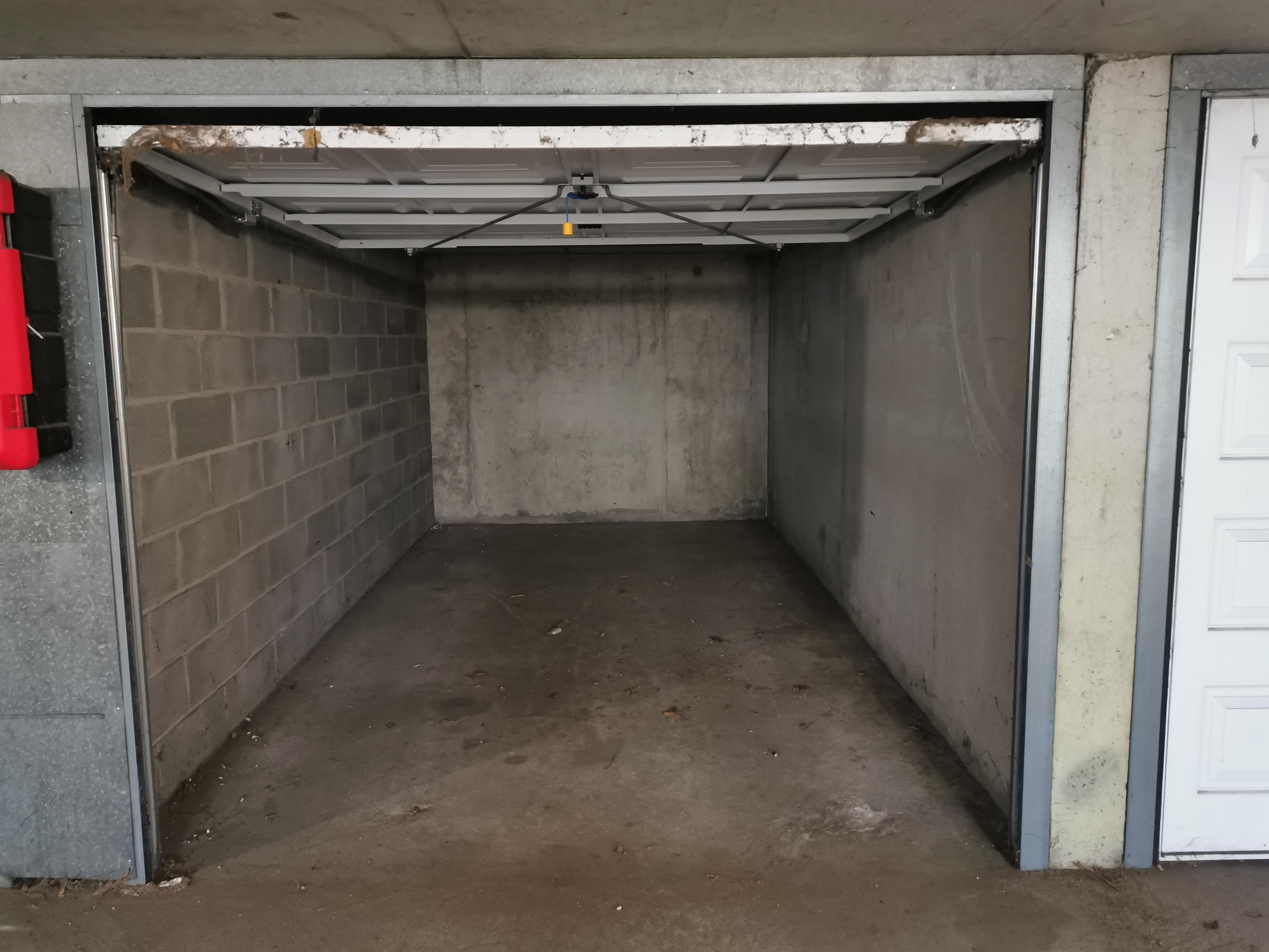 Garage/box 13 m² à Orléans