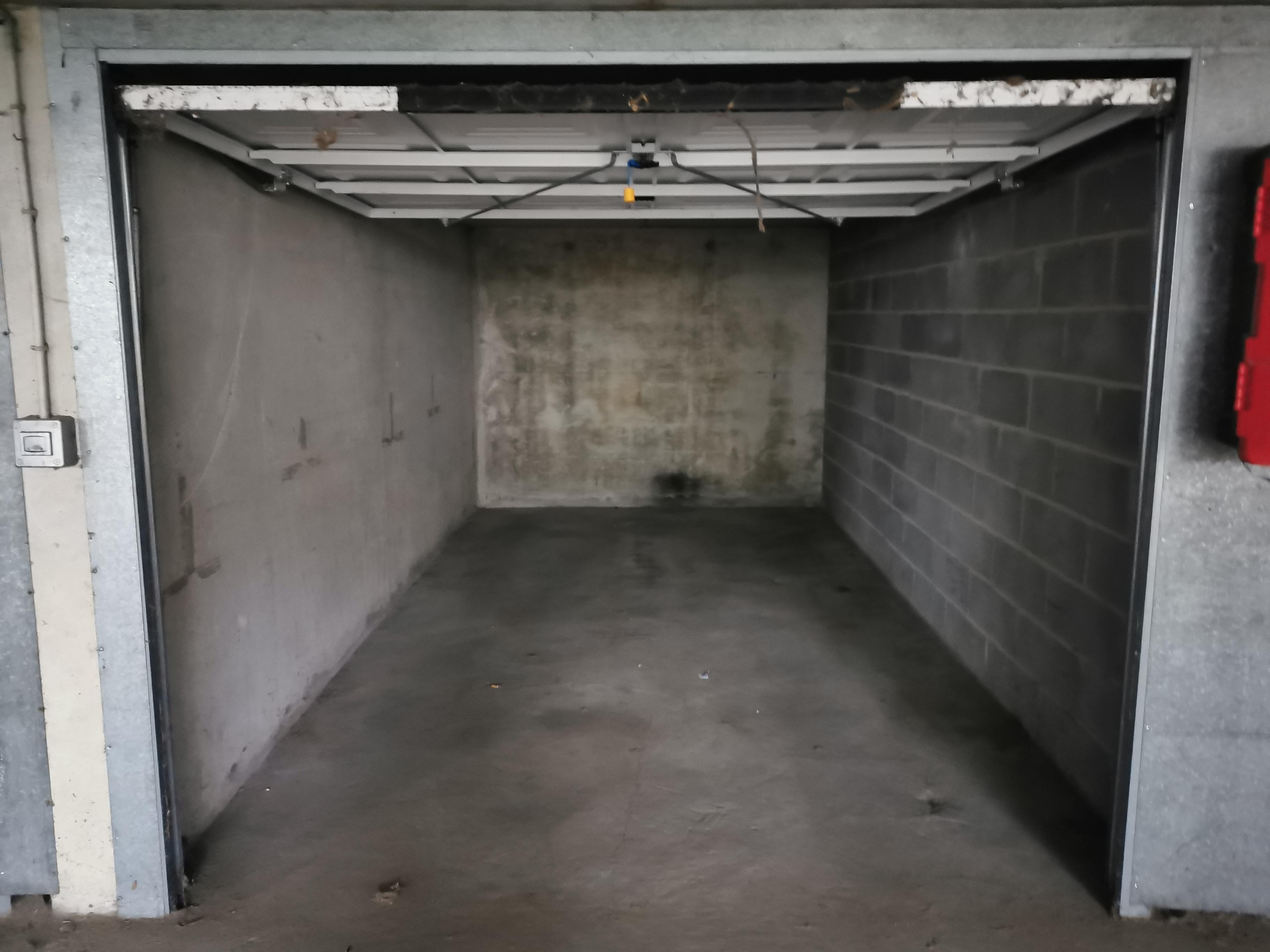 Garage/box 13 m² à Orléans