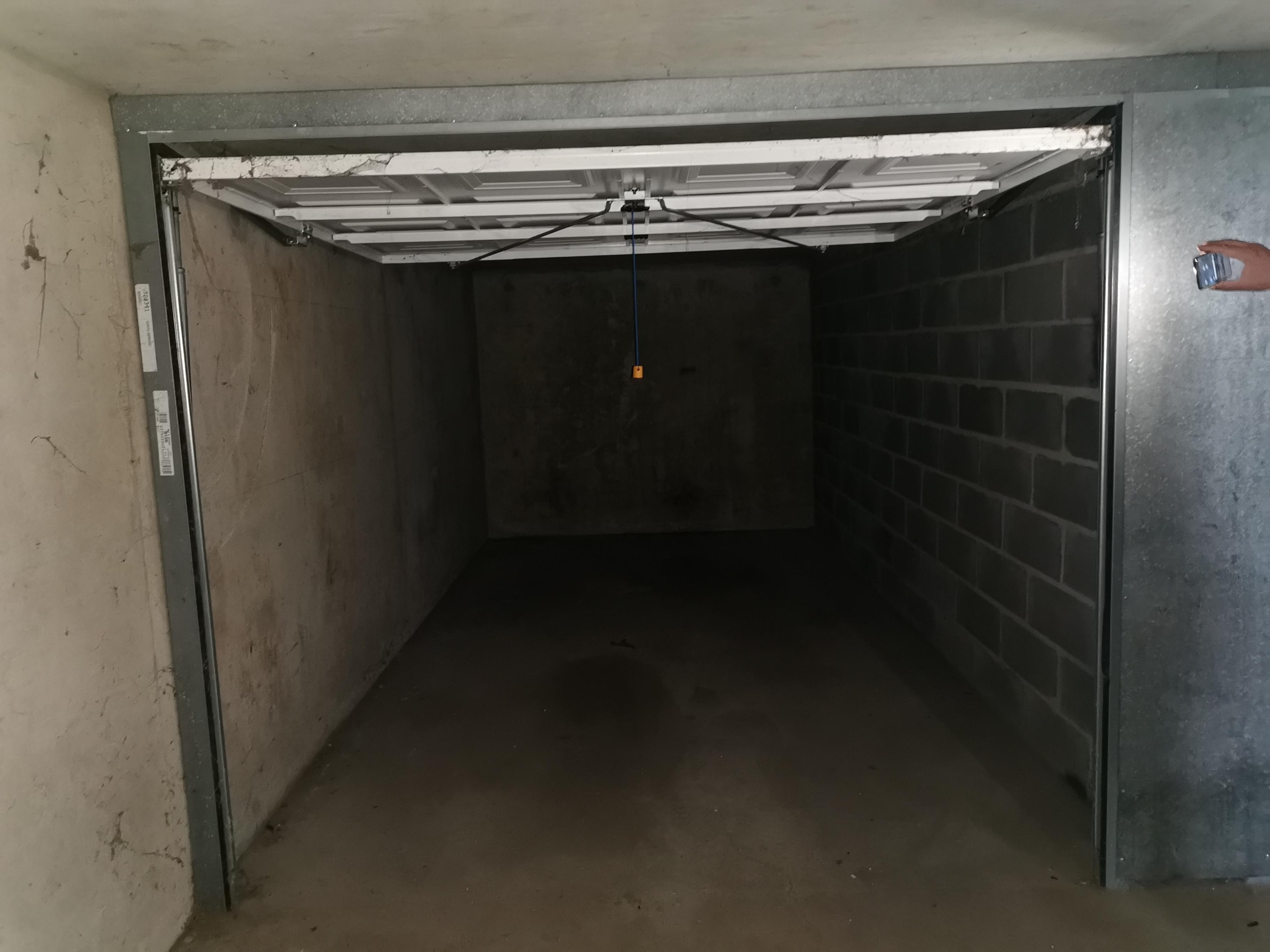 Garage/box 13 m² à Orléans