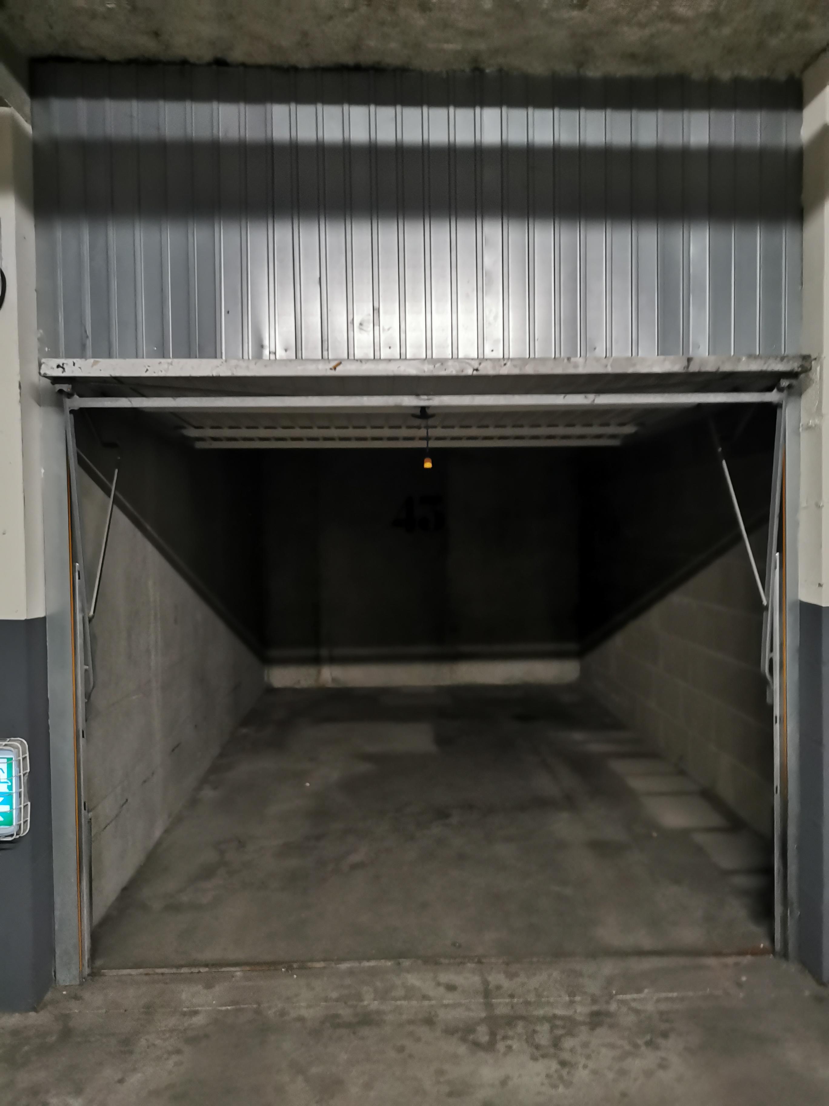 Garage 14m² - Orléans