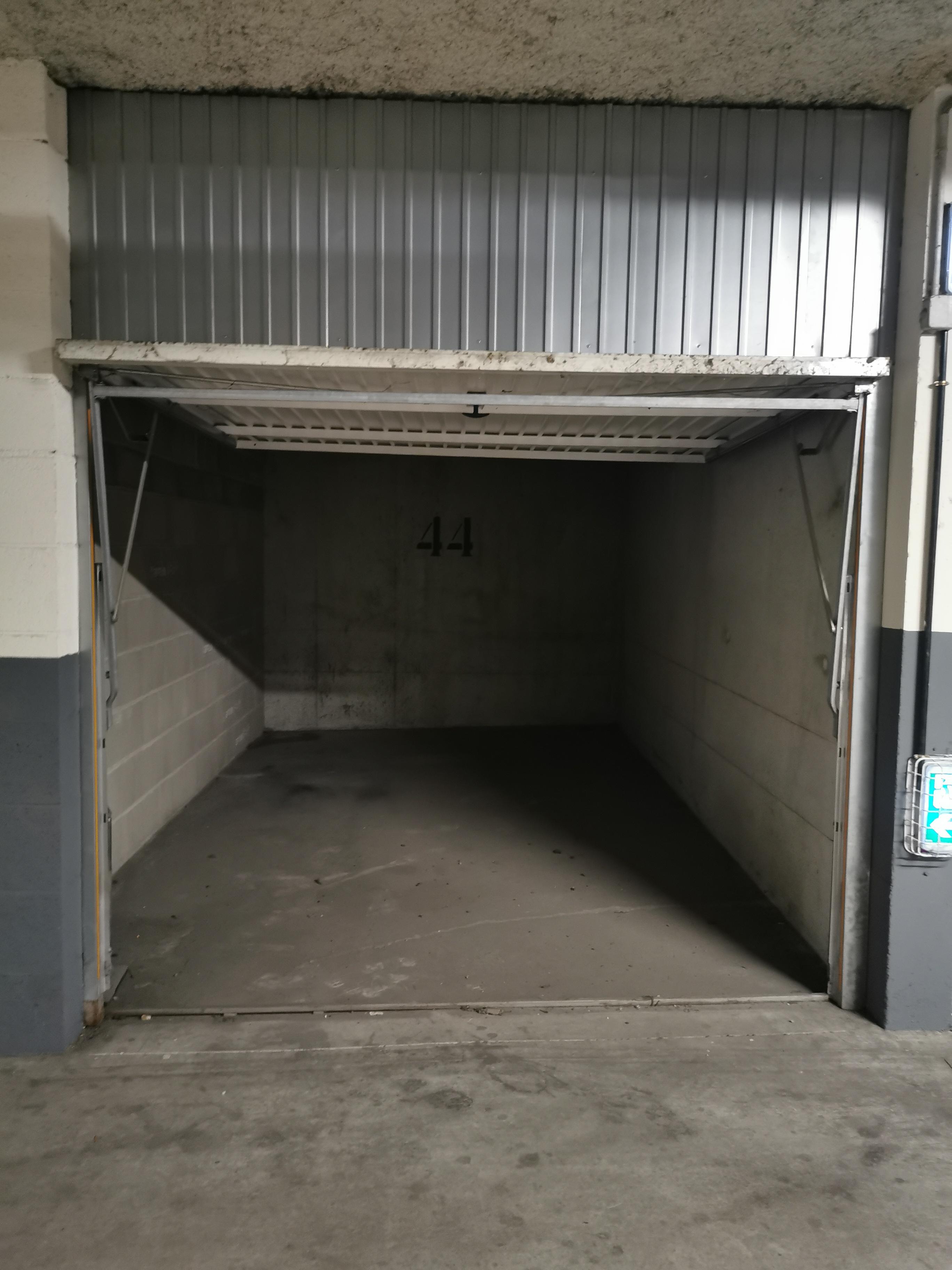 Garage 14m² - Orléans