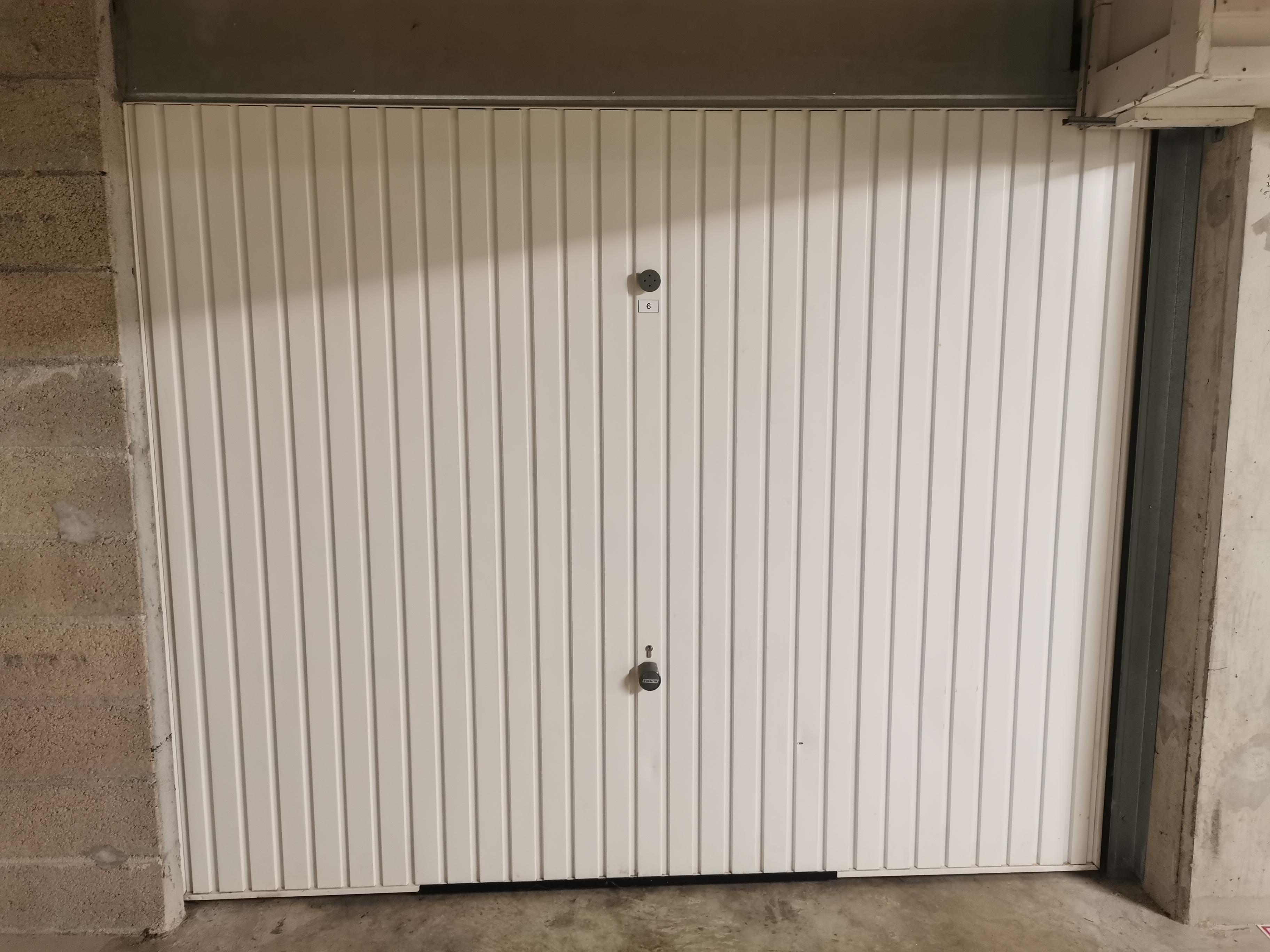 Garage Box 20m² - Orléans