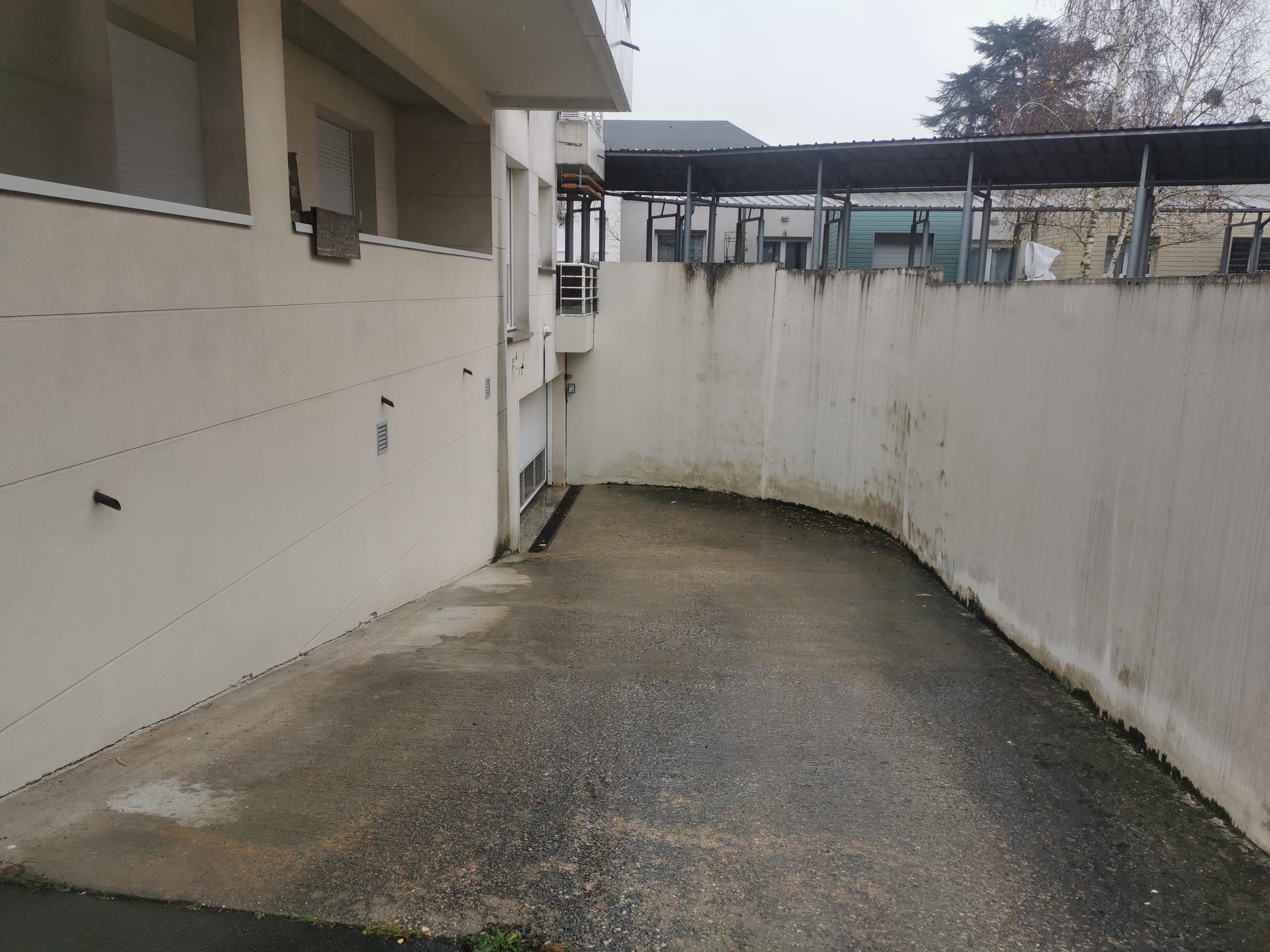 Garage 21m² - Orléans