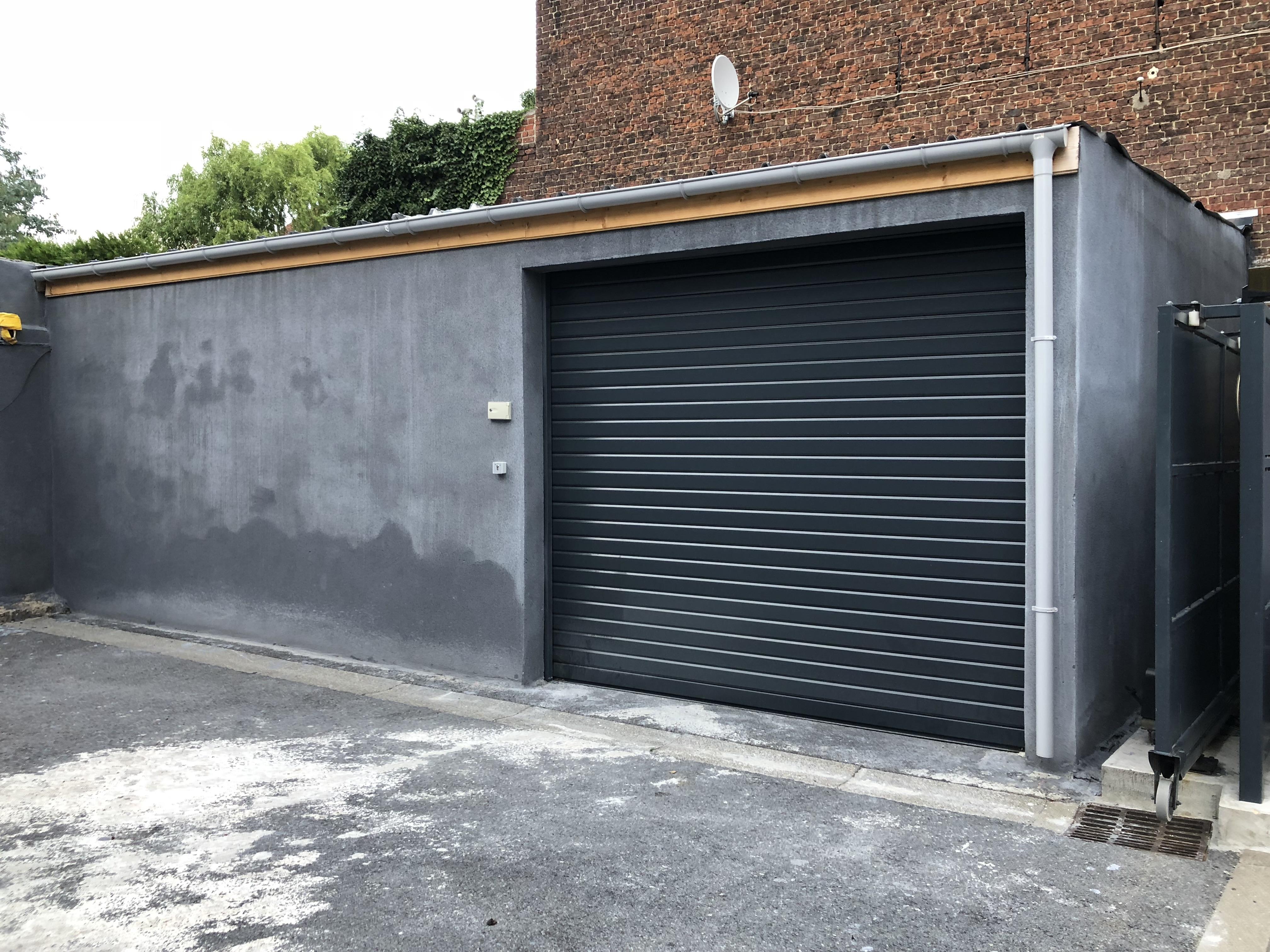 Hangar - Local de 60m2 + parking de