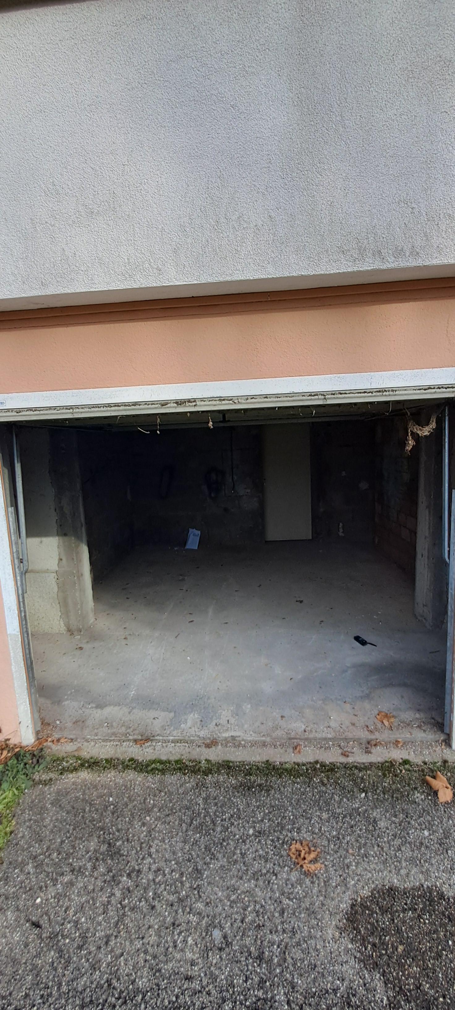 Garage 10m² à Beaucourt
