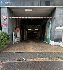 Emplacement BOX Paris
