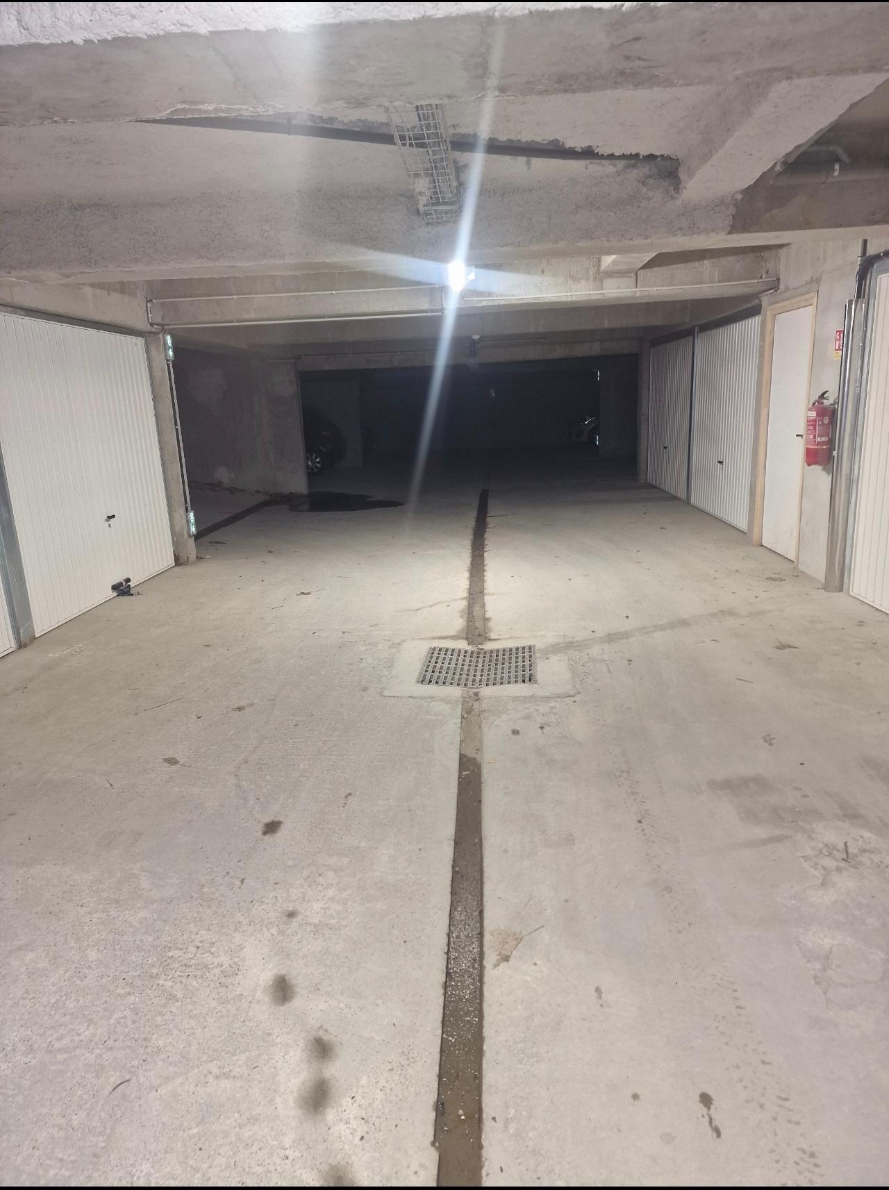 Box de stockage sécurisé en sous-sol