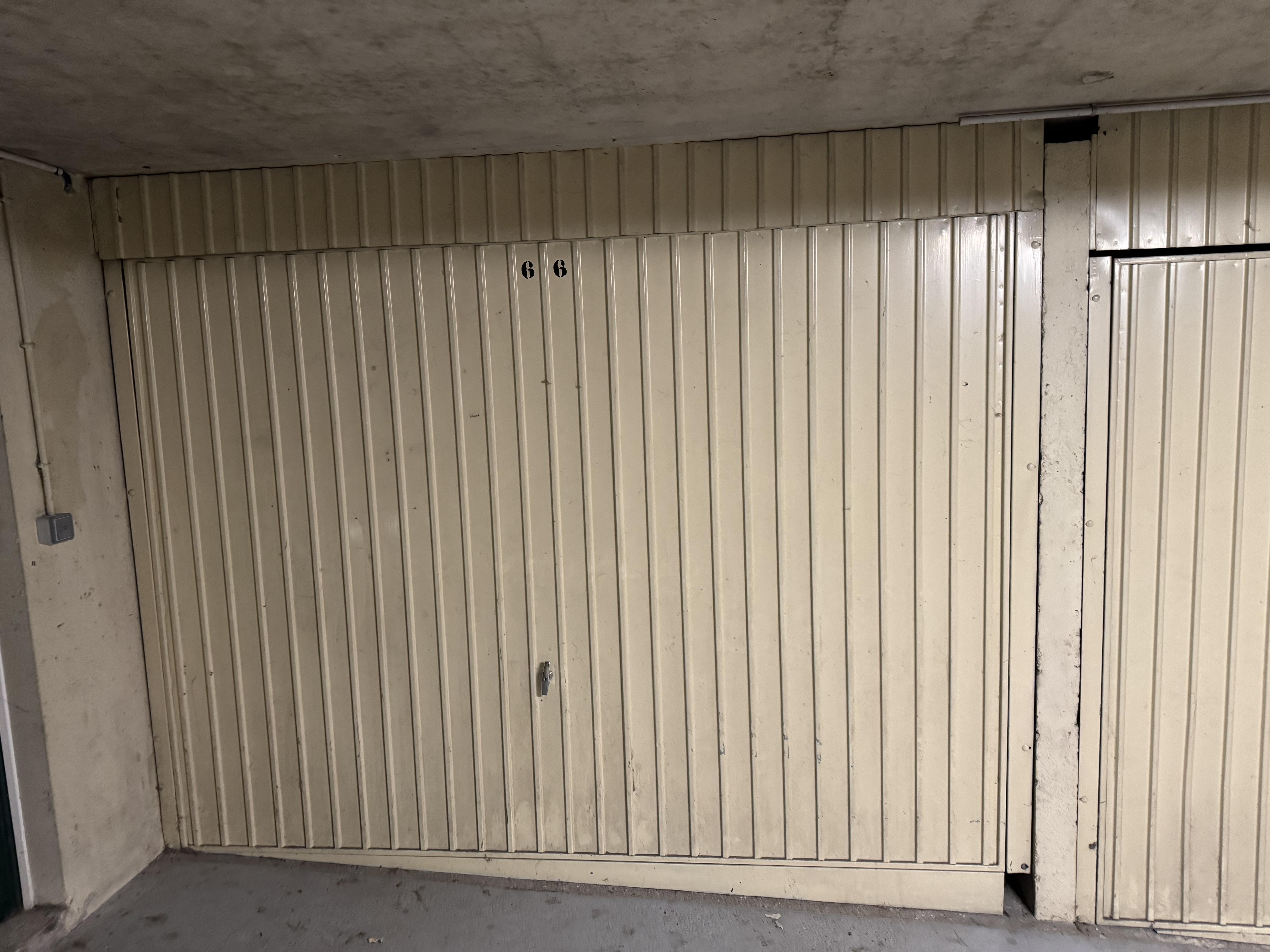 Garage/ Box 14m² - Marly Le Roi
