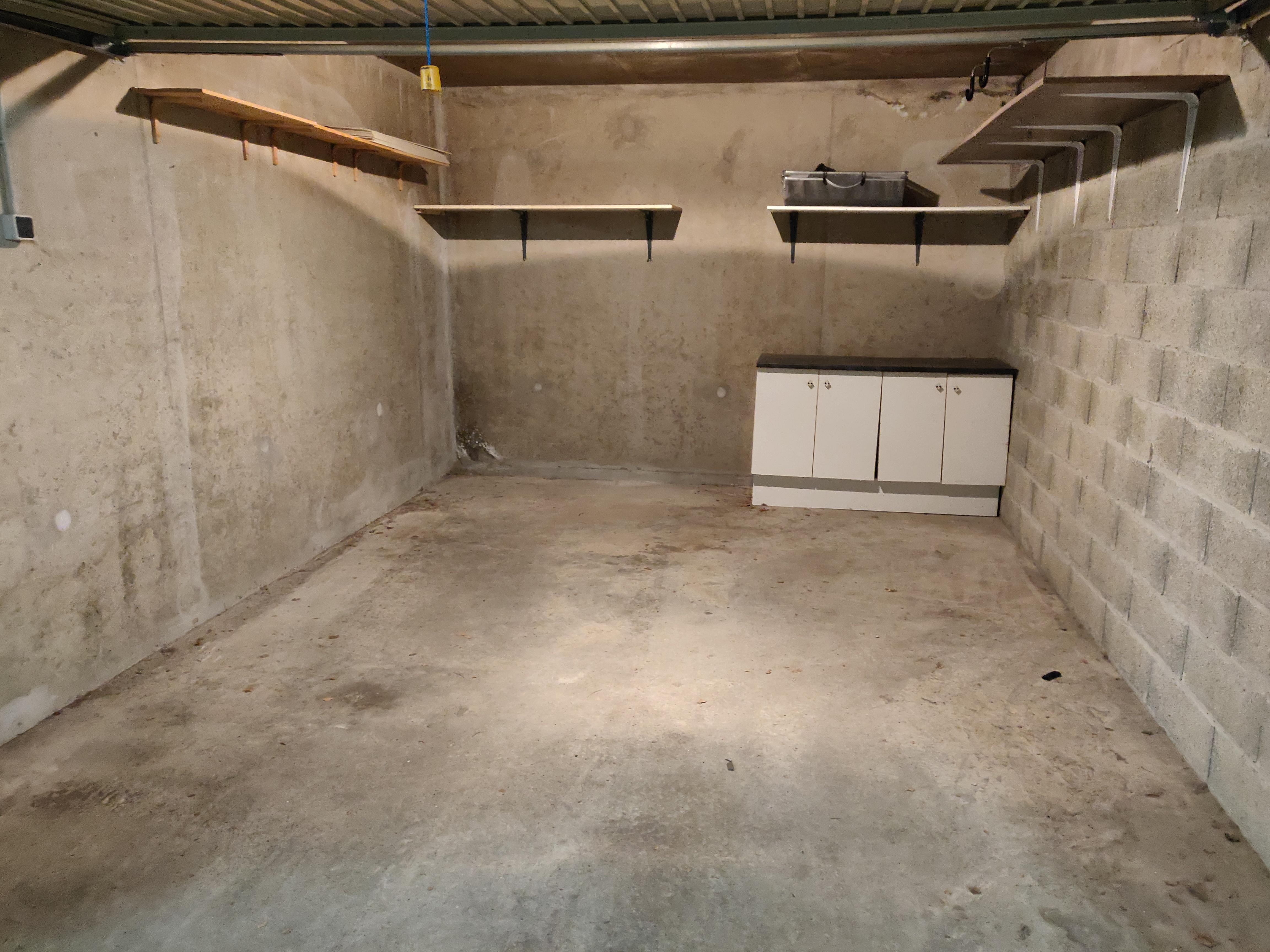 Box de stockage sécurisé - 17m² - Tête