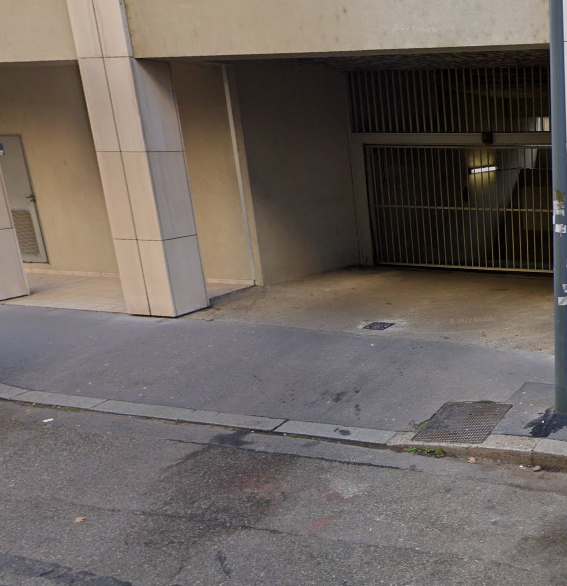 Box de stockage sécurisé - 17m² - Tête